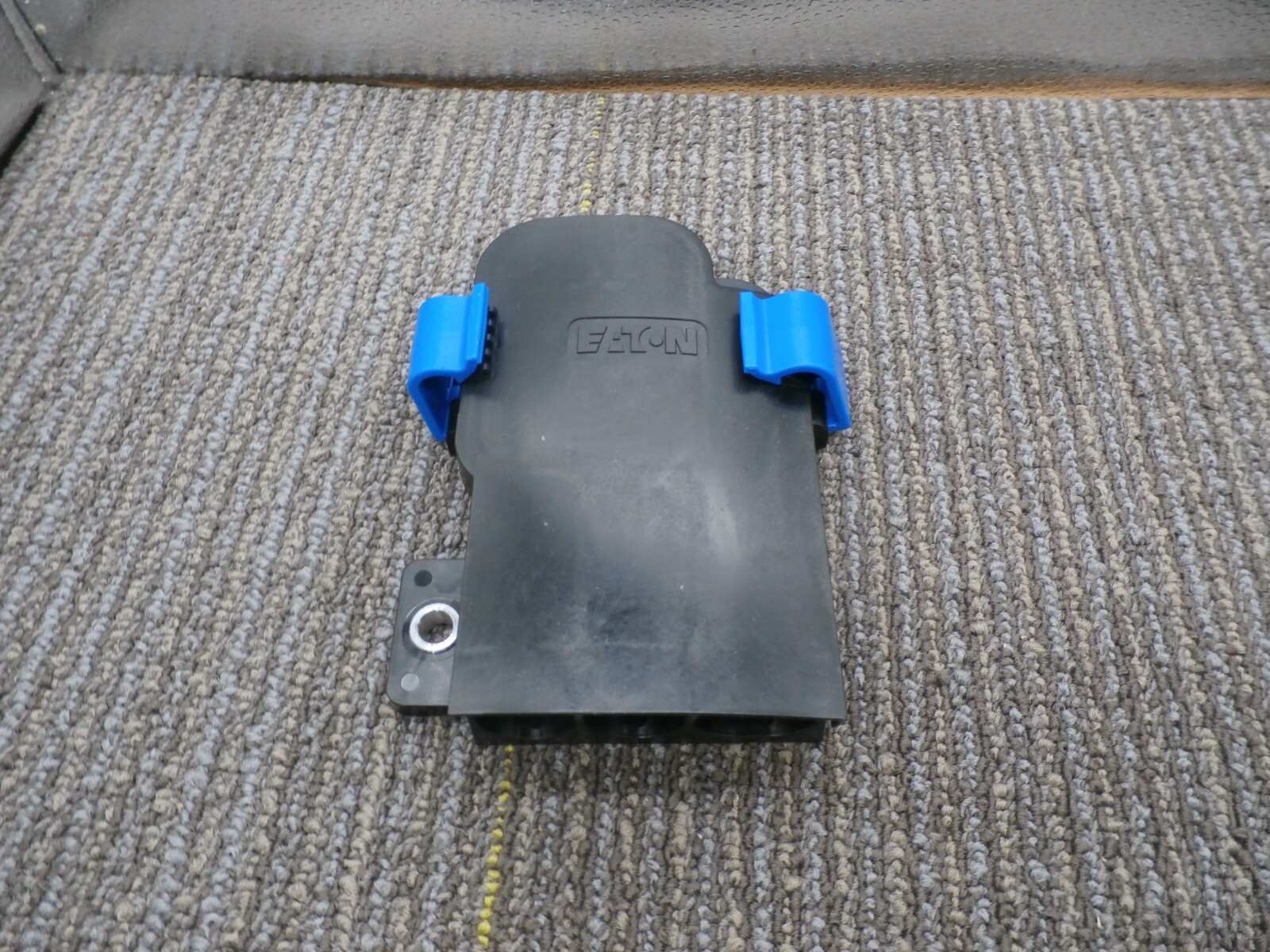 New Eaton’s Bussmann Series PDM-AMI Fuse Holder PDM-AM12-AAC