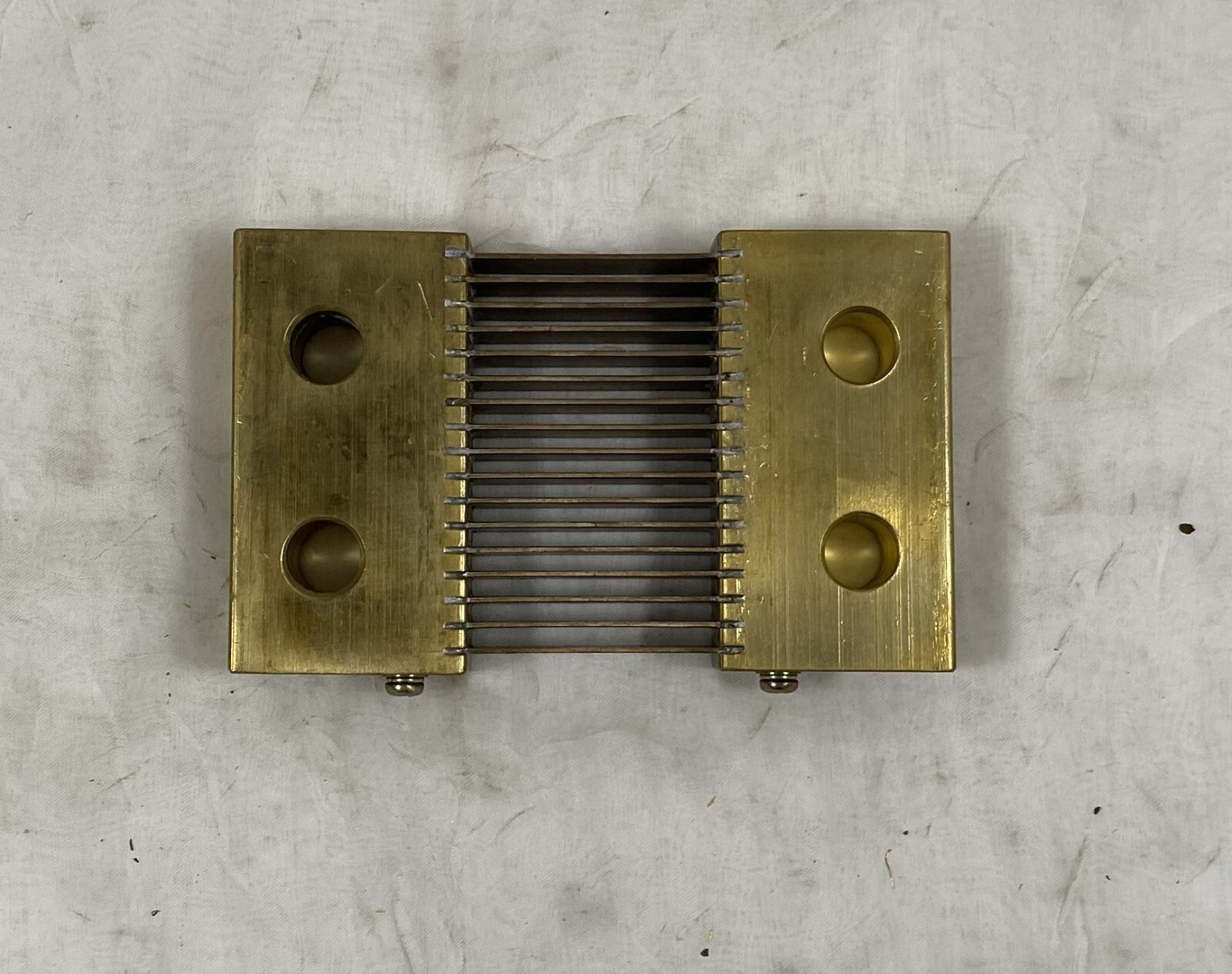 AMMETER SHUNT 800A 50MV 4 7/8″ X 3″ X 3/4″, USED