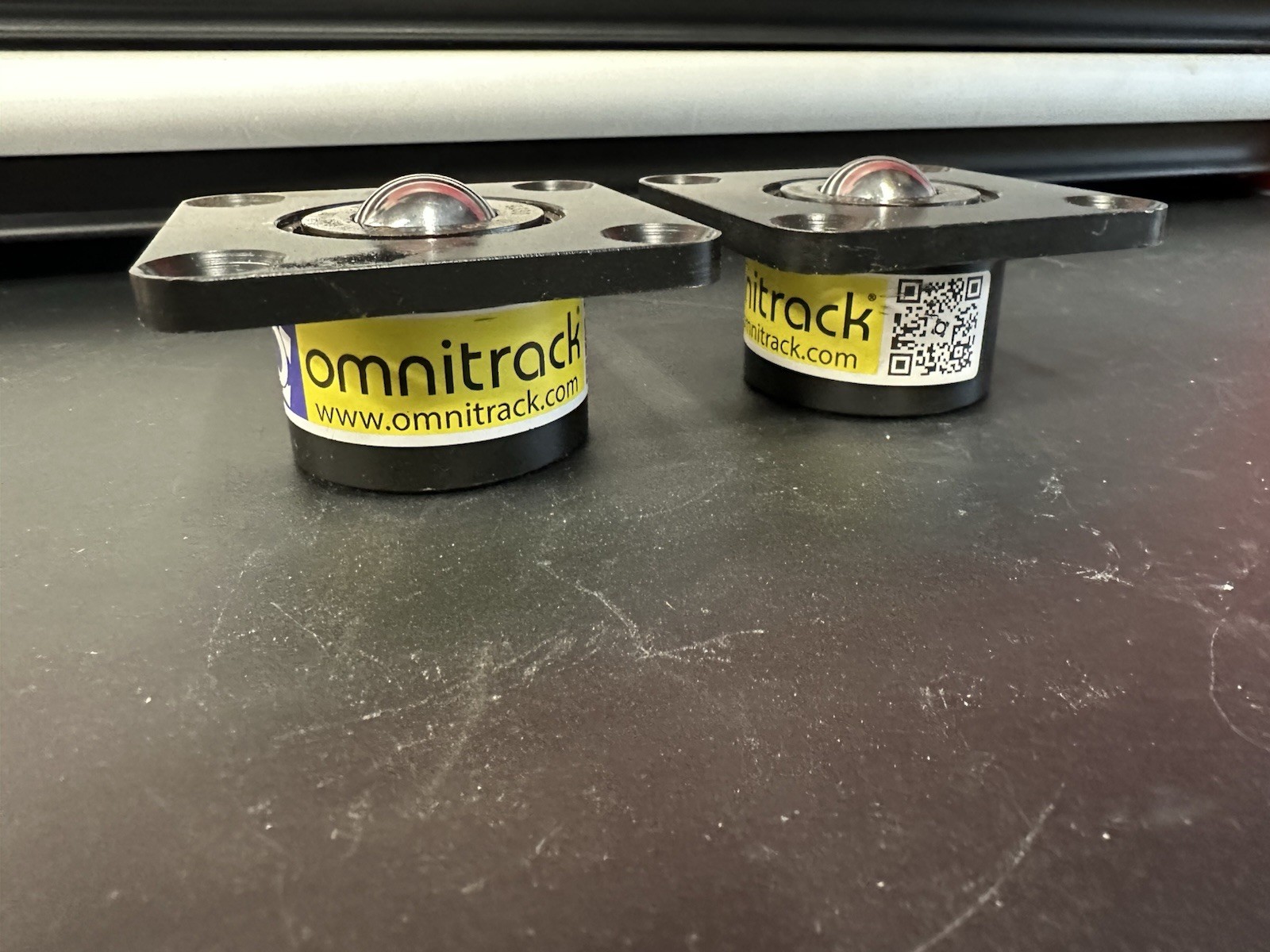 Two Omnitrack 9330 High Capacity Ball Transfer Units 1″ Ball 850 Lbs.