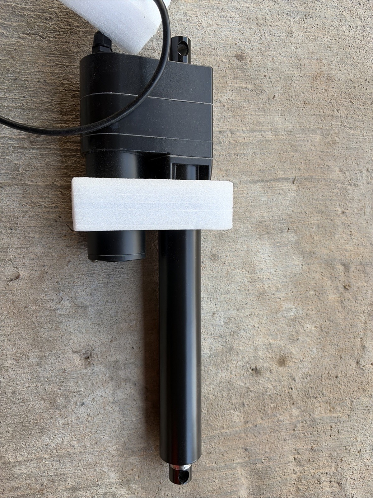 12v Industrial Linear Actuator 10 In 2000 Lbs For Heavy Duty