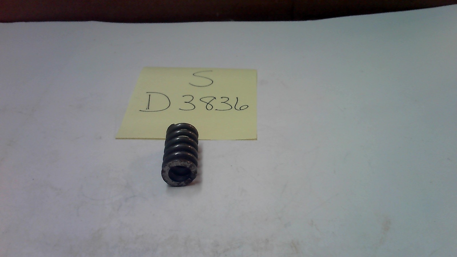 SPRING STIFF 1.18(30MM)L ,.62 ( 16MM)W,.41(11MM) ID ( LOT OF 12)