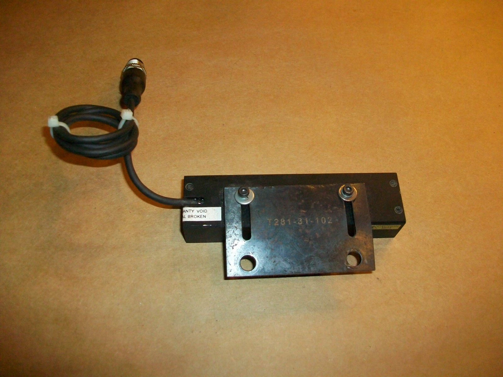 LED Light Source 4.25″ x 1 1/8″ USED