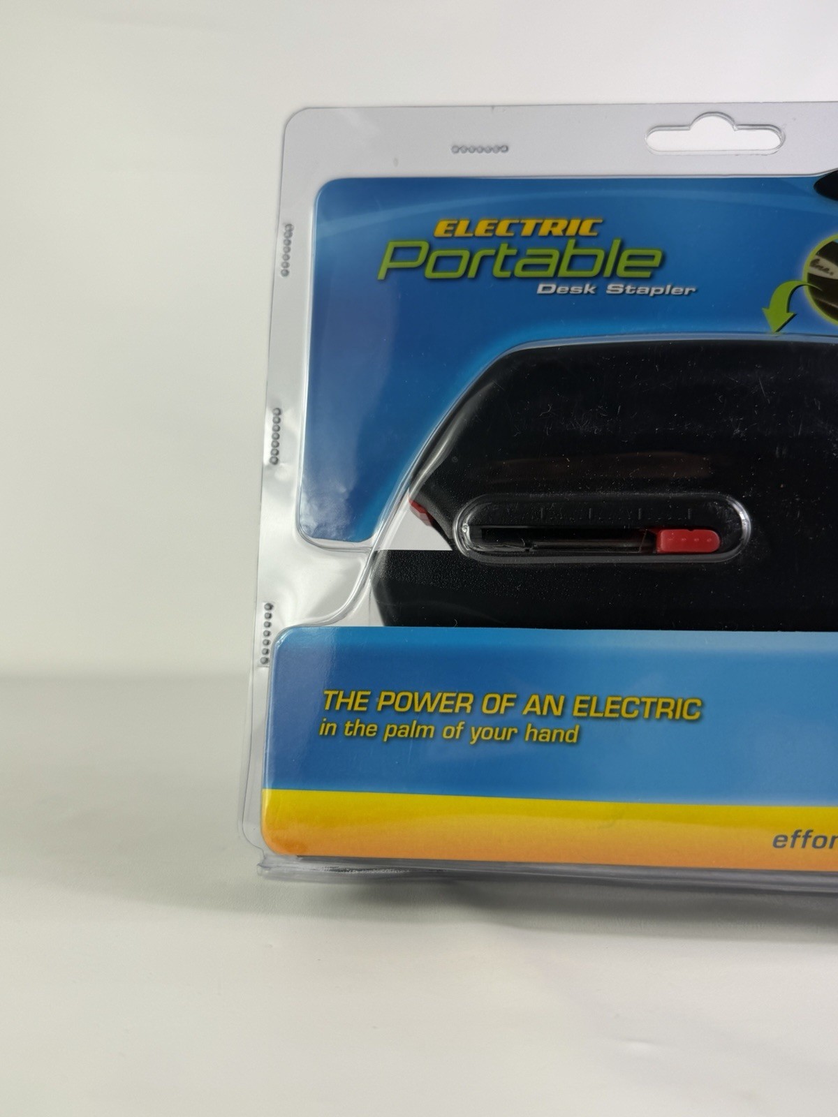 Swingline Electric Portable Desk Stapler, 20-Sheet Capacity, Battery or AC Power