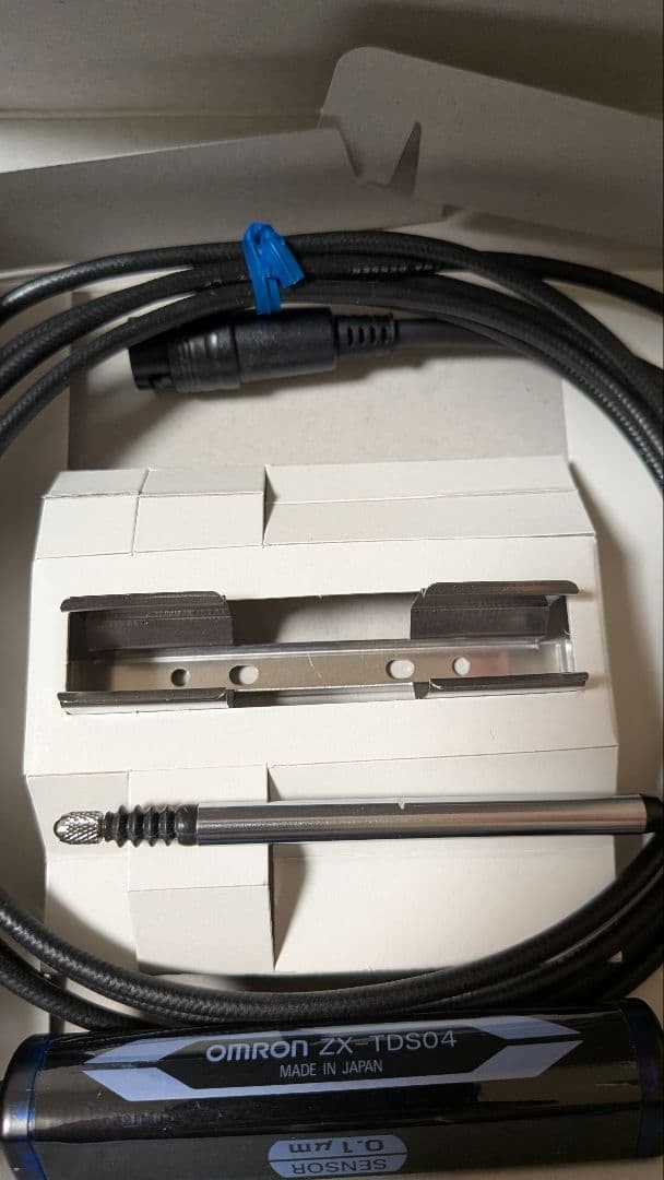 OMRON ZX-TDS04 High Precision Contact Sensor New Unused