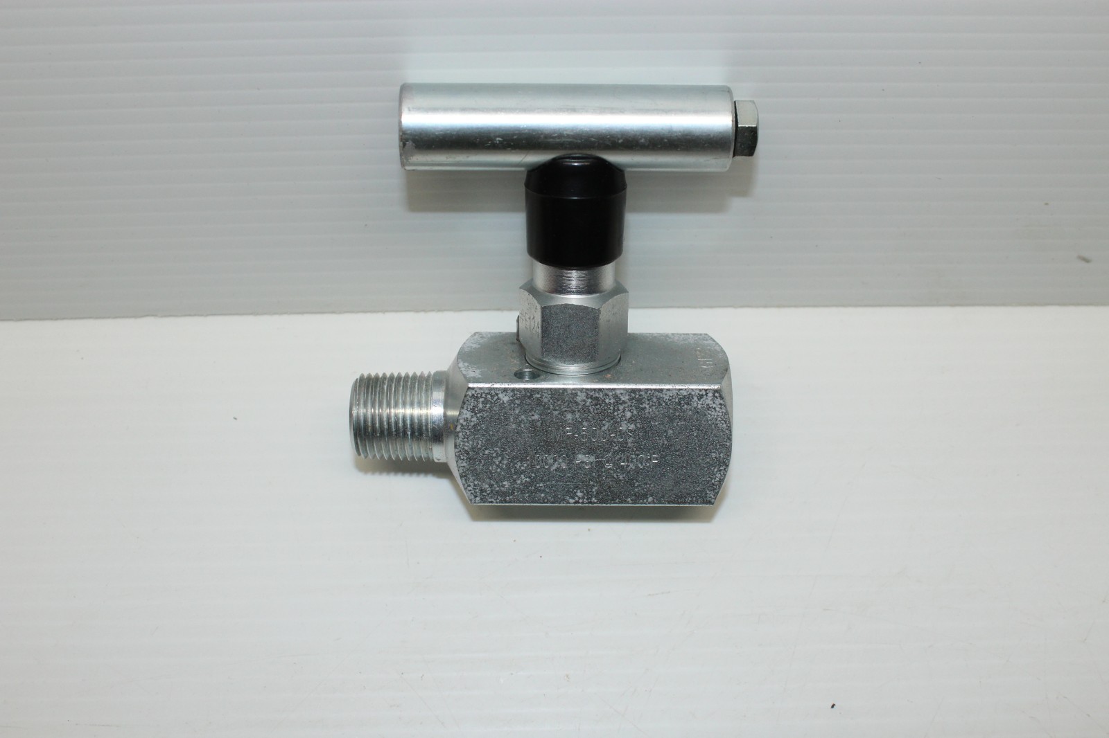 ⭐NEW OTHER⭐Magnum 1/2″Needle Valve MF-500-CS R&M Energy 10,000 PSI Isolating