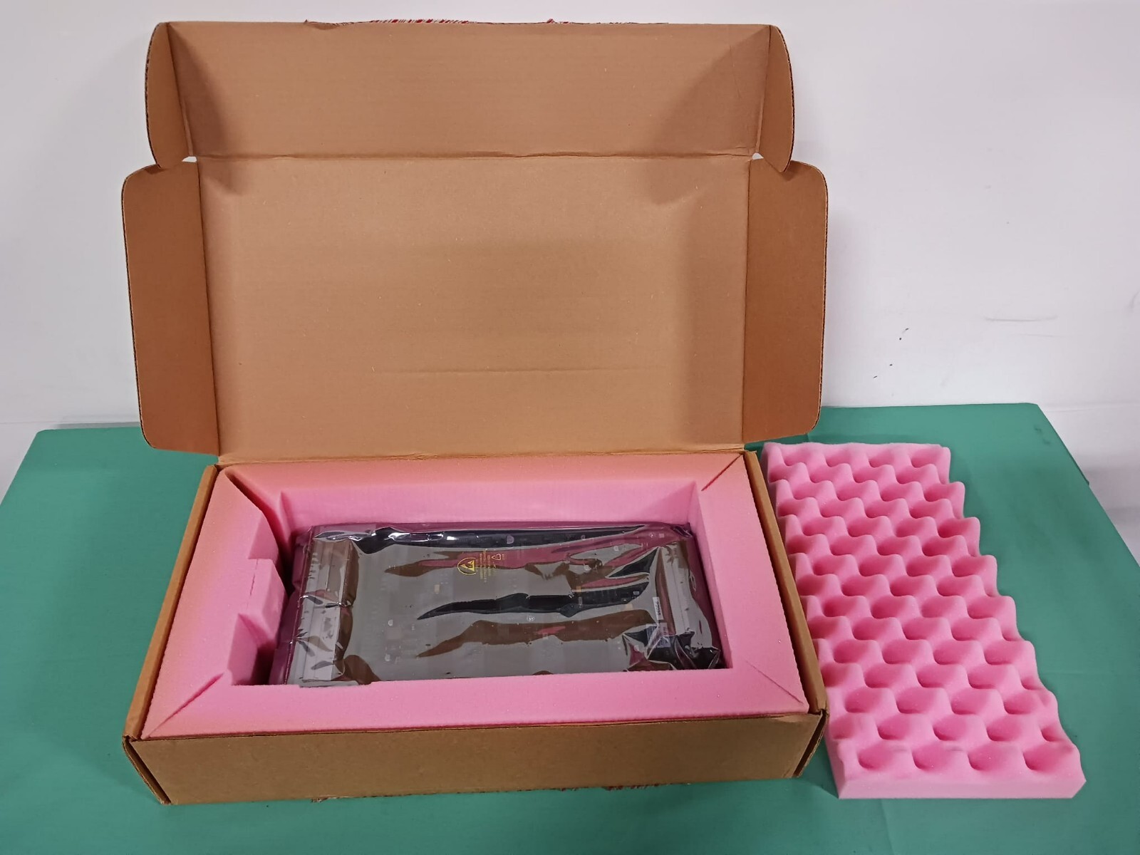 Brocade SX-FI424C Ethernet Interface Module 40-1000380-04 Rev.B
