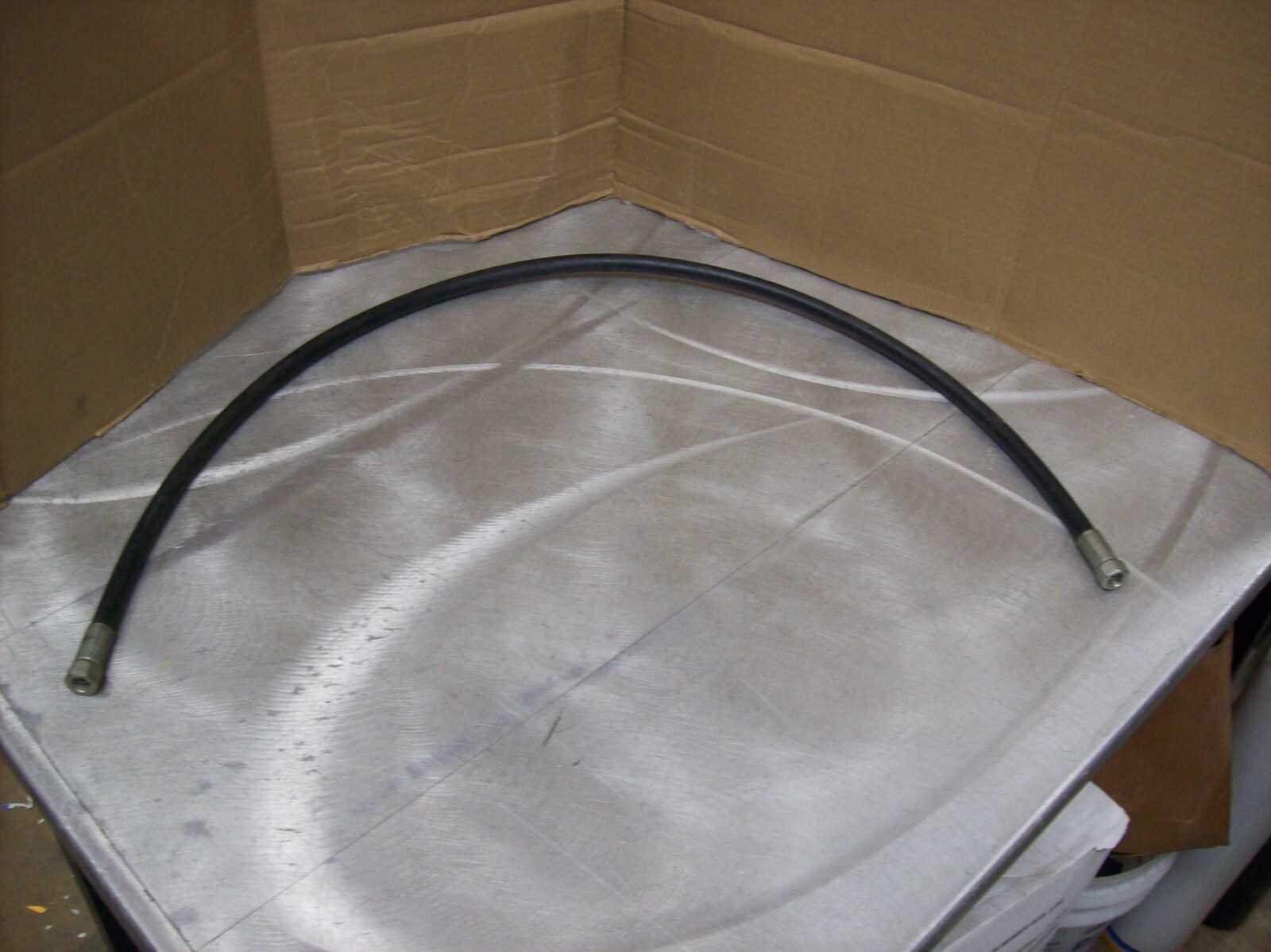 JCB Genuine OEM Hydraulic Hose – unknown part number