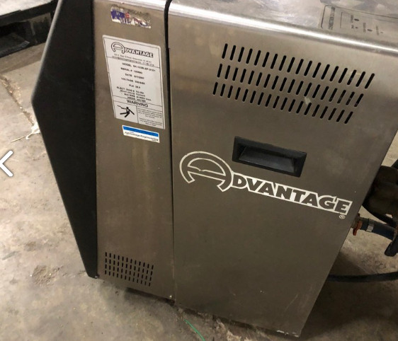 Advantage Sentra Temperature Controller LE Series MN# SK-1035LEZ-21D1 *See Desc*