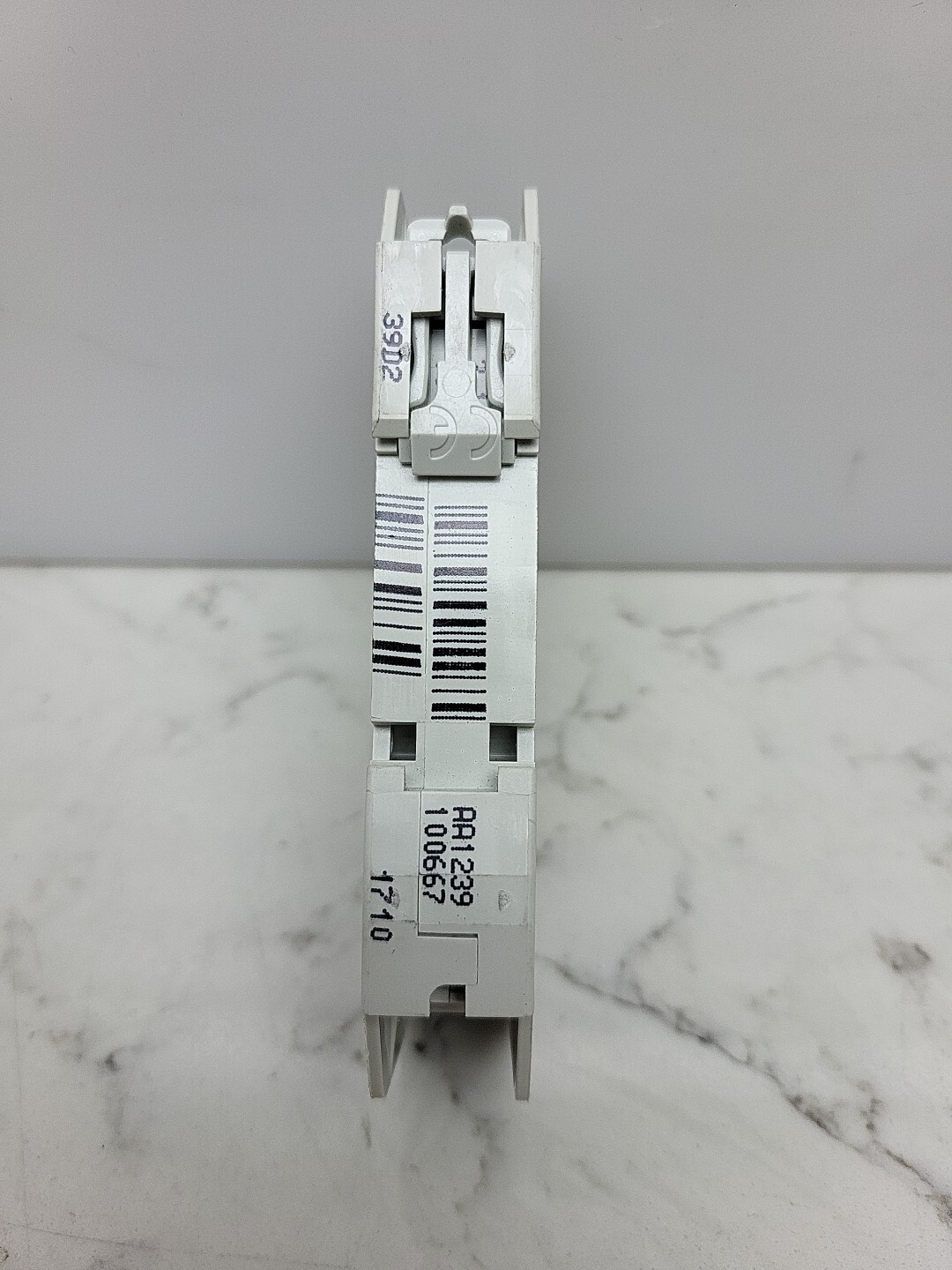 3 Pack Schneider Electric 60120 2 Amp Circuit Breaker DIN Rail 120/240 Vac Used
