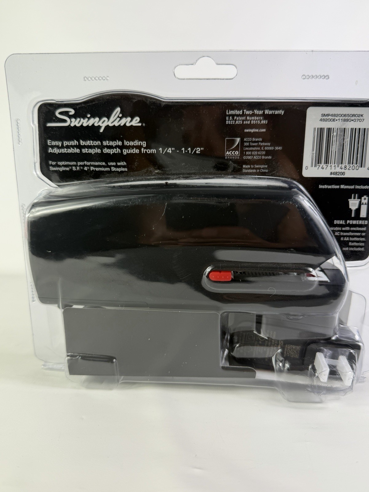 Swingline Electric Portable Desk Stapler, 20-Sheet Capacity, Battery or AC Power