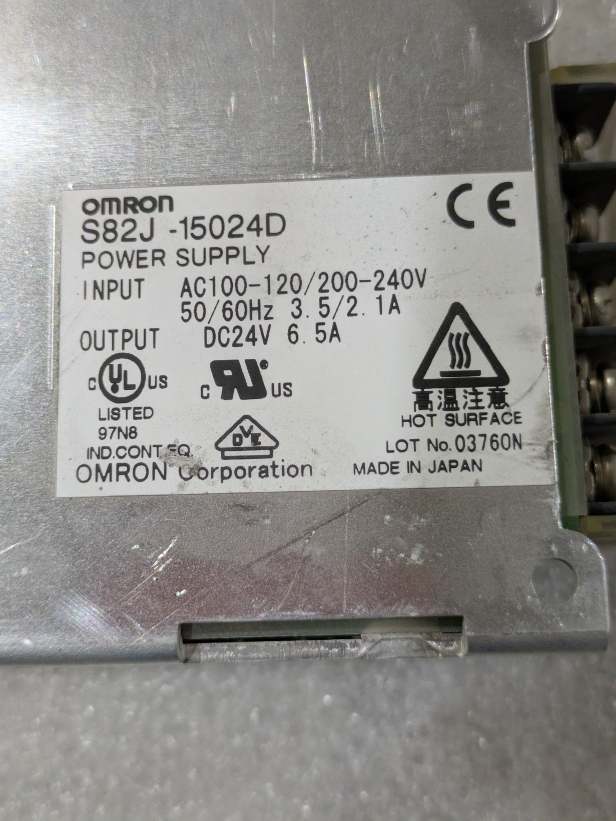 Omron S82J-15024D Power Supply 24VDC 6.5A 150W AC100-240V Input DIN Switching