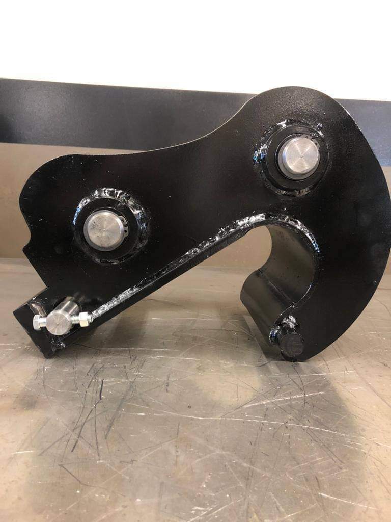 Bobcat E35 x change coupler direct fit made from 1/2 AR400 comes with2 pins