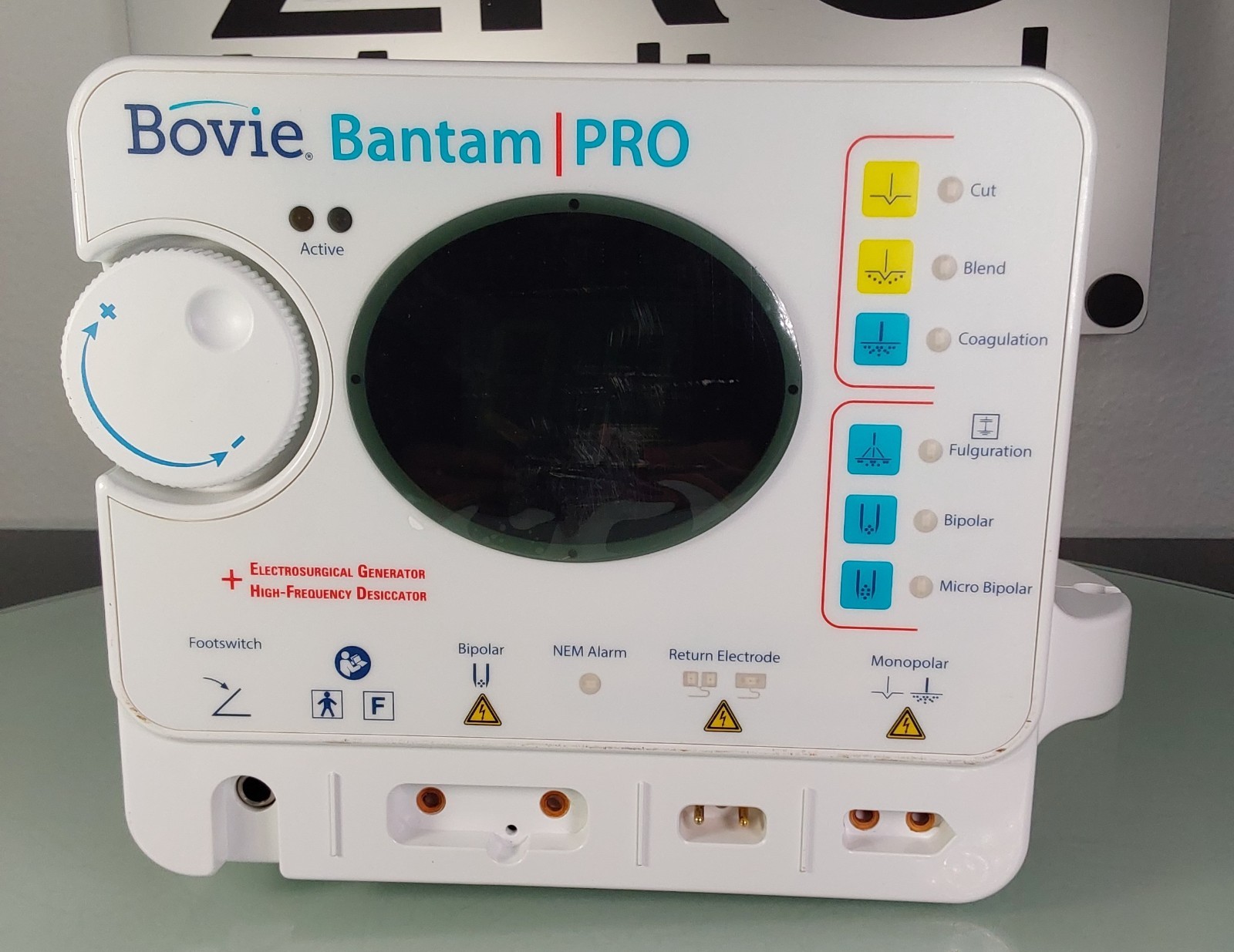 Bovie A952 Bantam PRO Electrosurgical Generator + High Frequency Desiccator