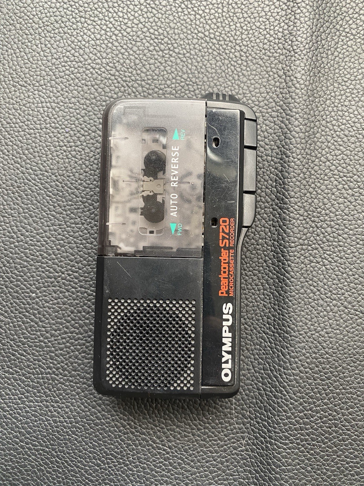 Olympus Pearlcorder S724 Handheld Black Auto Reverse Microcassette Recorder
