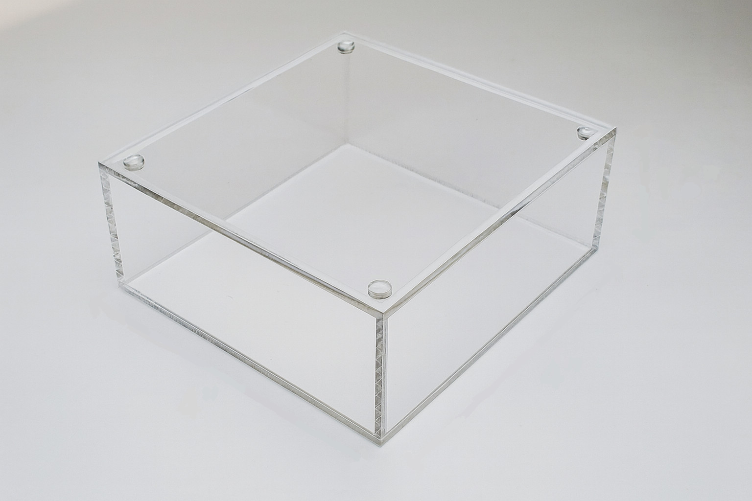 Clear Acrylic 2.5″ Low‑Profile Square Box with Fitted Lid – T’z Tagz Handmade