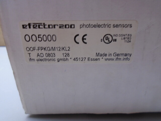 New old Stock EFECTOR OOF-FPKG/M12/KL2-OO5000 00F-FPKG/M12/KL2-005000 W404