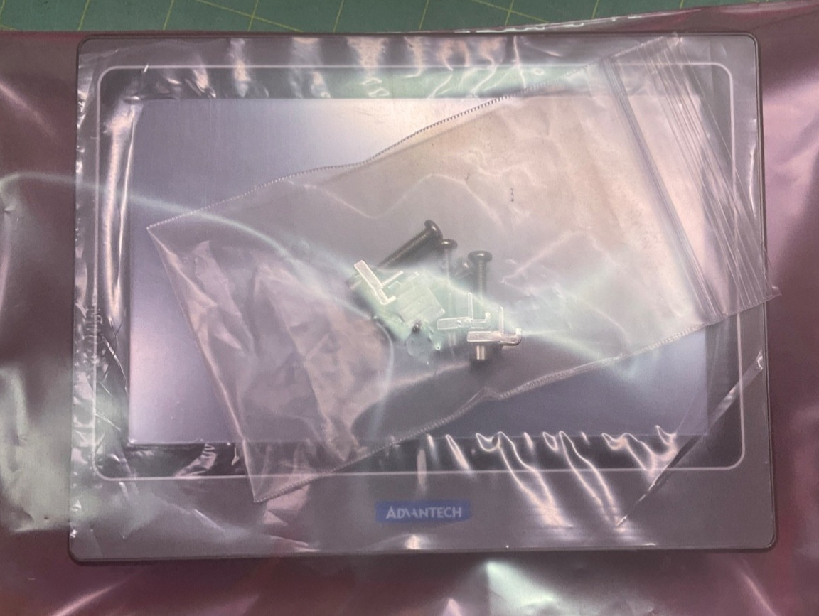 NEW ADVANTECH WOP-2070T-N2AE Touch Screen free 2nd day from Wisconsin