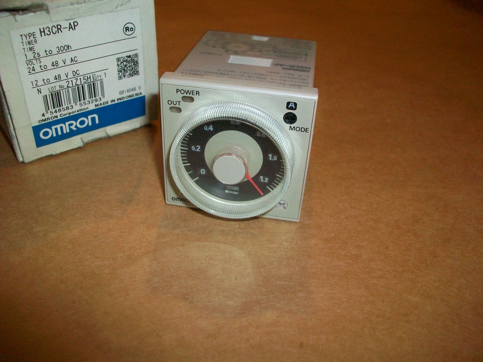 Omron H3CR-AP Solid State Timer 1.2s – 300h 100-240vac NEW IN BOX
