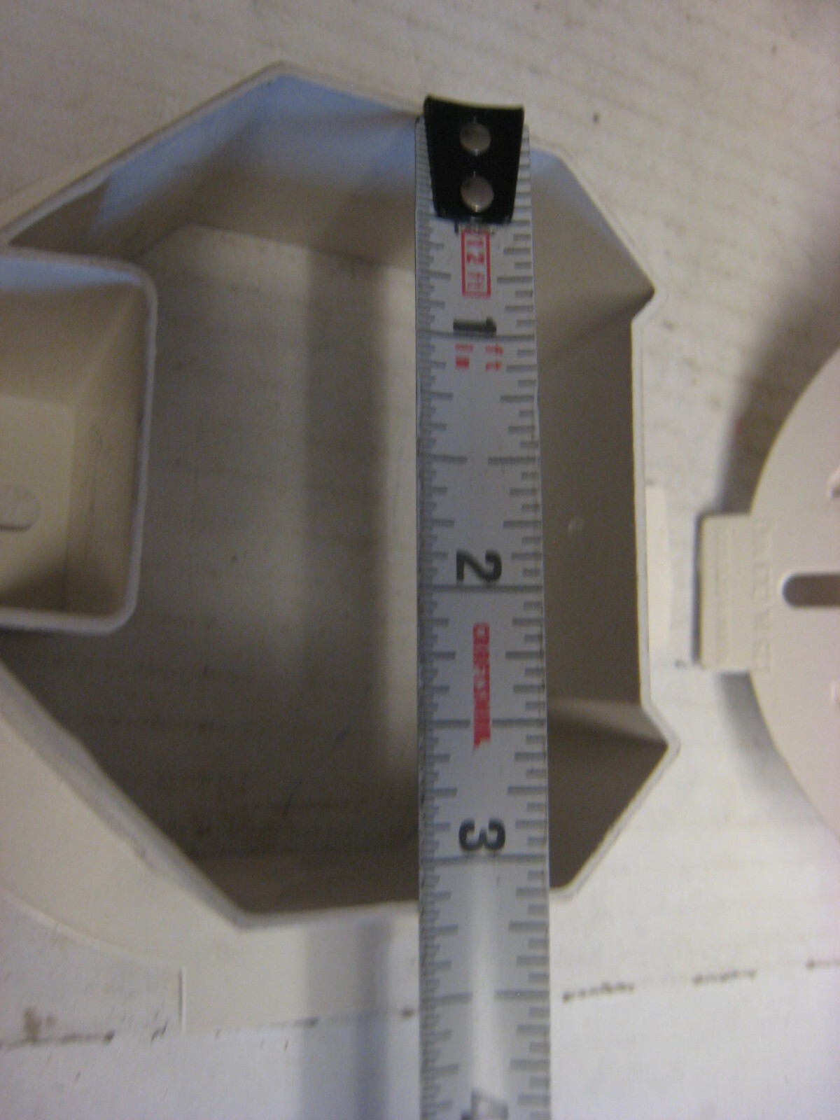 4 yes 4 ARLINGTON BE1R Round Ceiling Box Extender, Up to 1-1/2″, Made in USA