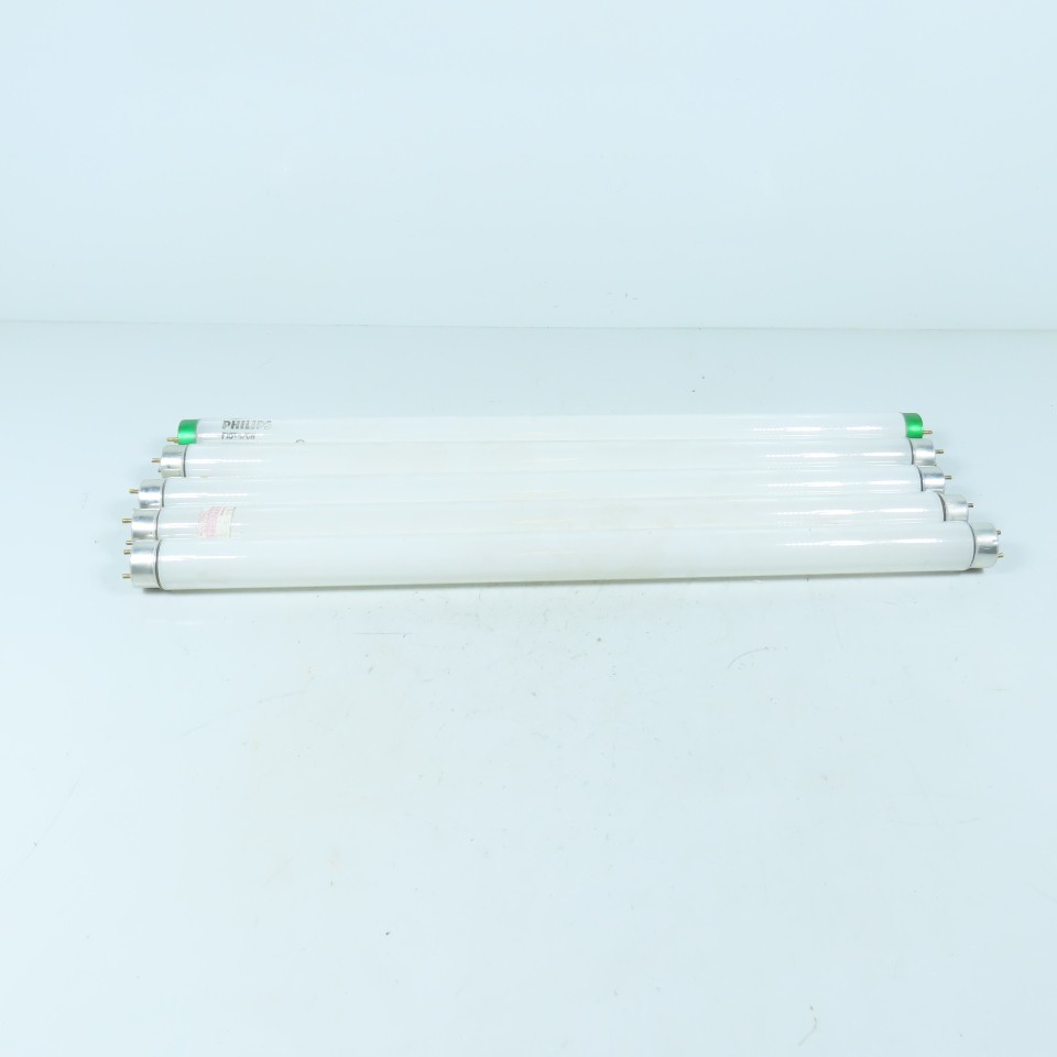 Philips F15T8/CW Fluorescent Light Bulbs 15W T8 Cool White 18″ Lot Of 5