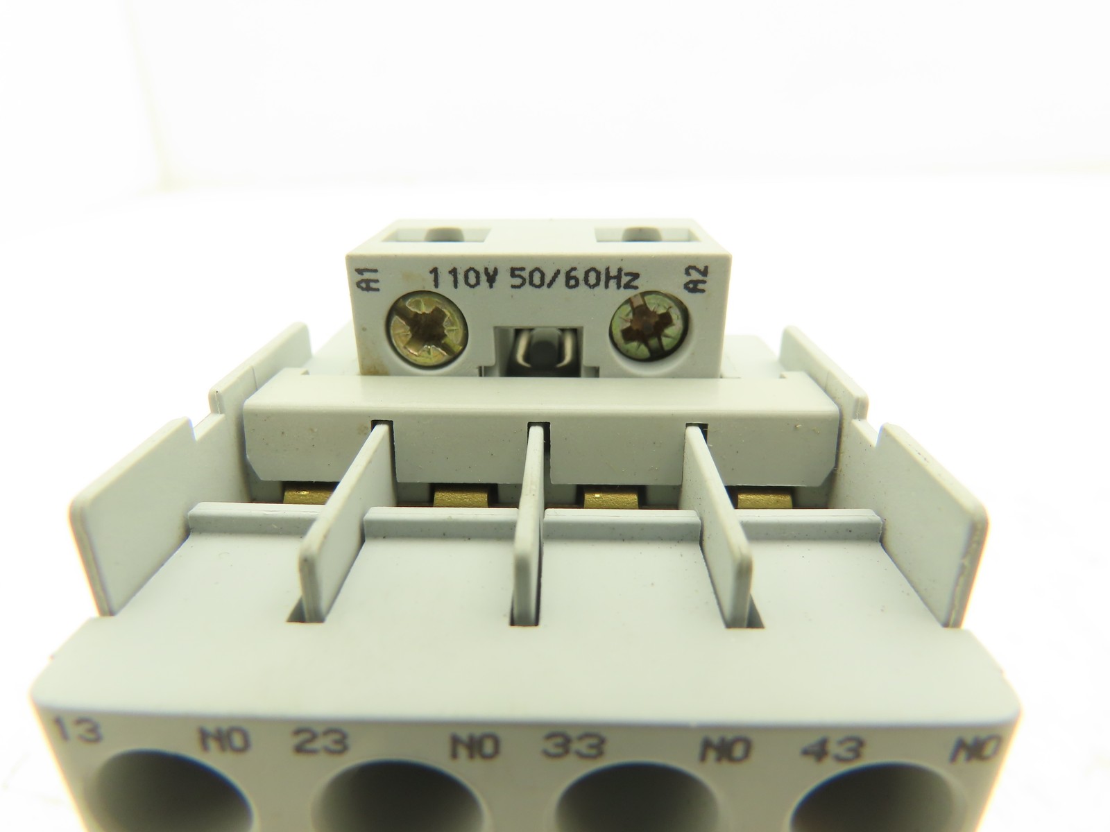 Allen Bradley 700-CF400KD Control Relay 110v 60Hz Coil 600vAC 25A 3Ph 4NO Ser A