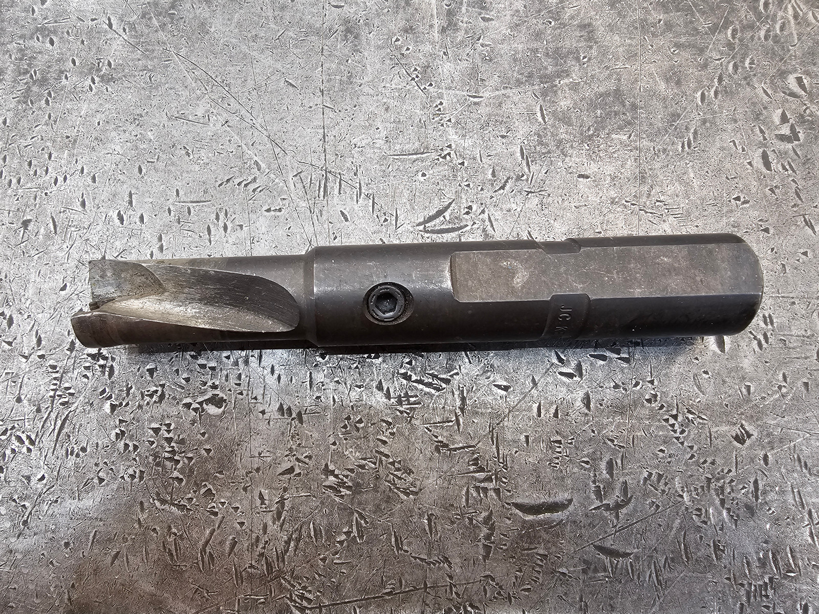 Kennametal Metcut .93″ 15/16″ Ø Insert Drill Body 1″ Shank 2″ DOC 270-0093