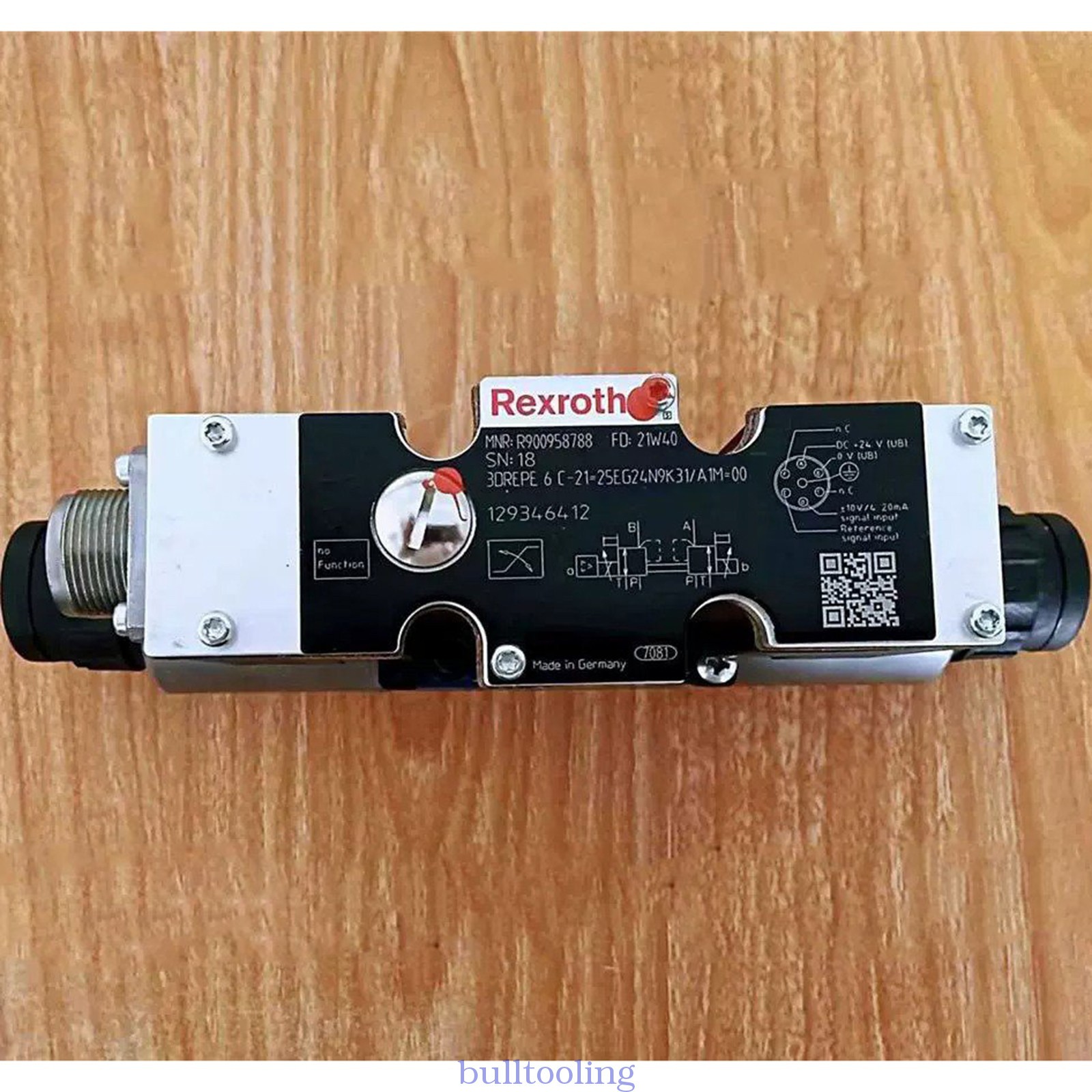 1piece new Rexroth R900958788 3DREPE6C-21=25EG24N9K31/A1M=00 valves