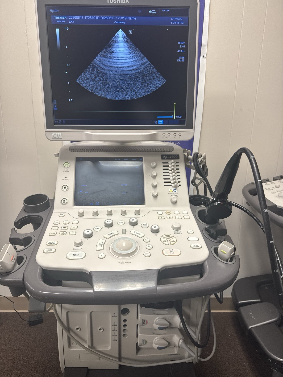 TOSHIBA APLIO 300CV Platinum Ultrasound 4 Probes PST-30BT PLT-704SBT PET-512MC