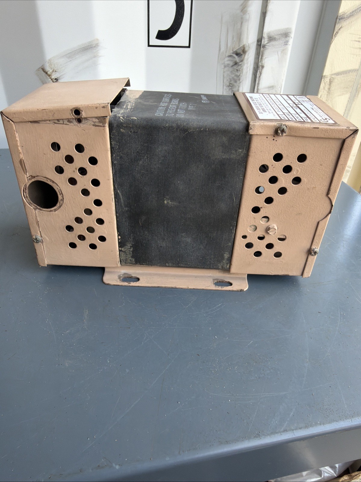 SOLA 63-23-112-4 CONSTANT VOLTAGE TRANSFORMER 120VA 120V OUTPUT