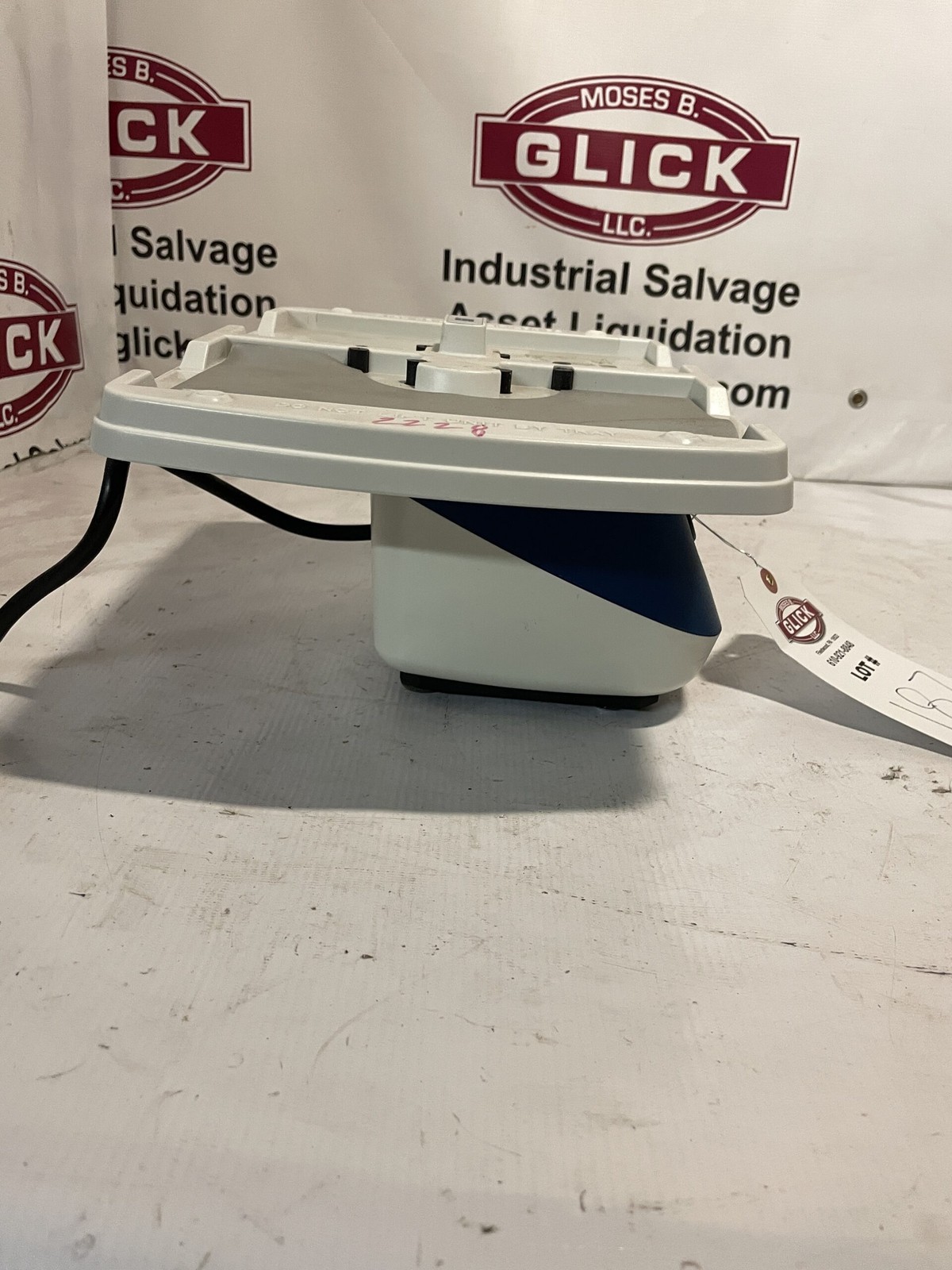 SI Scientific Industries Genie 14000 Multi-Microplate Shaker 500-3000RPM