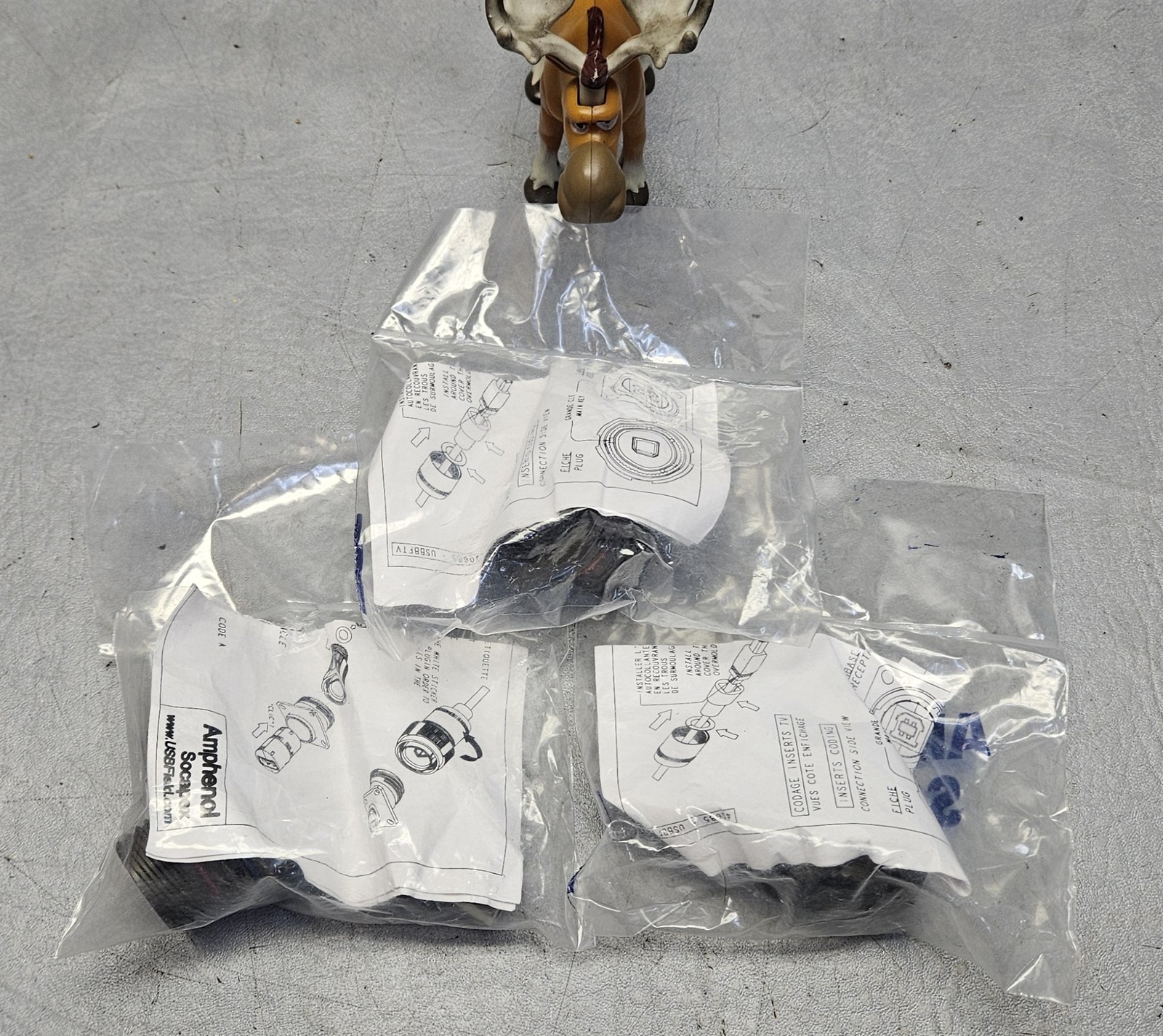 Amphenol USBBFTV71G Connector Adapter USB Type B to USB Type A Lot of 3