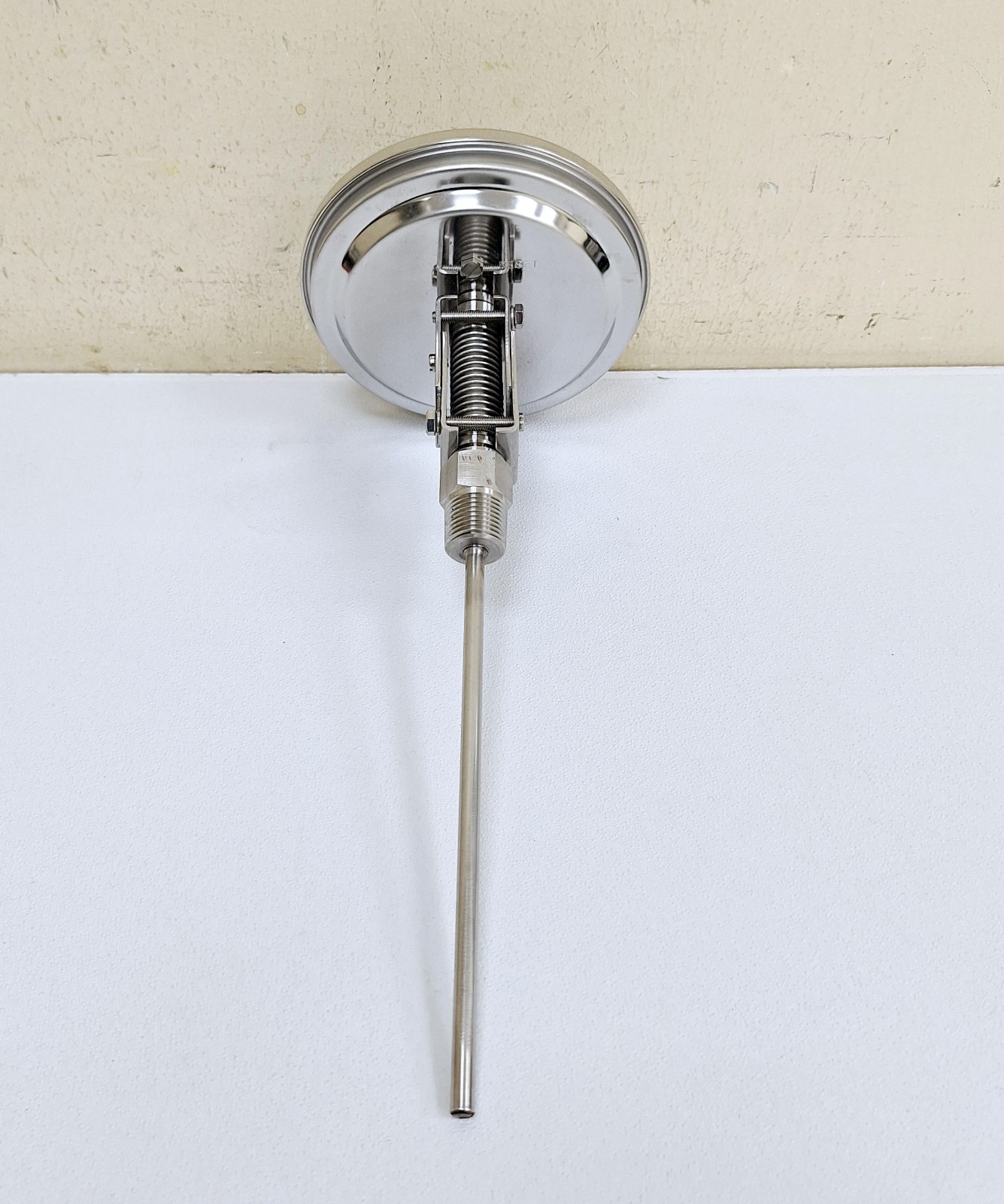 Wika TG53 / 7-1-2IN / 0-250F / 8100MY3Y NPT Bimetal Thermometer