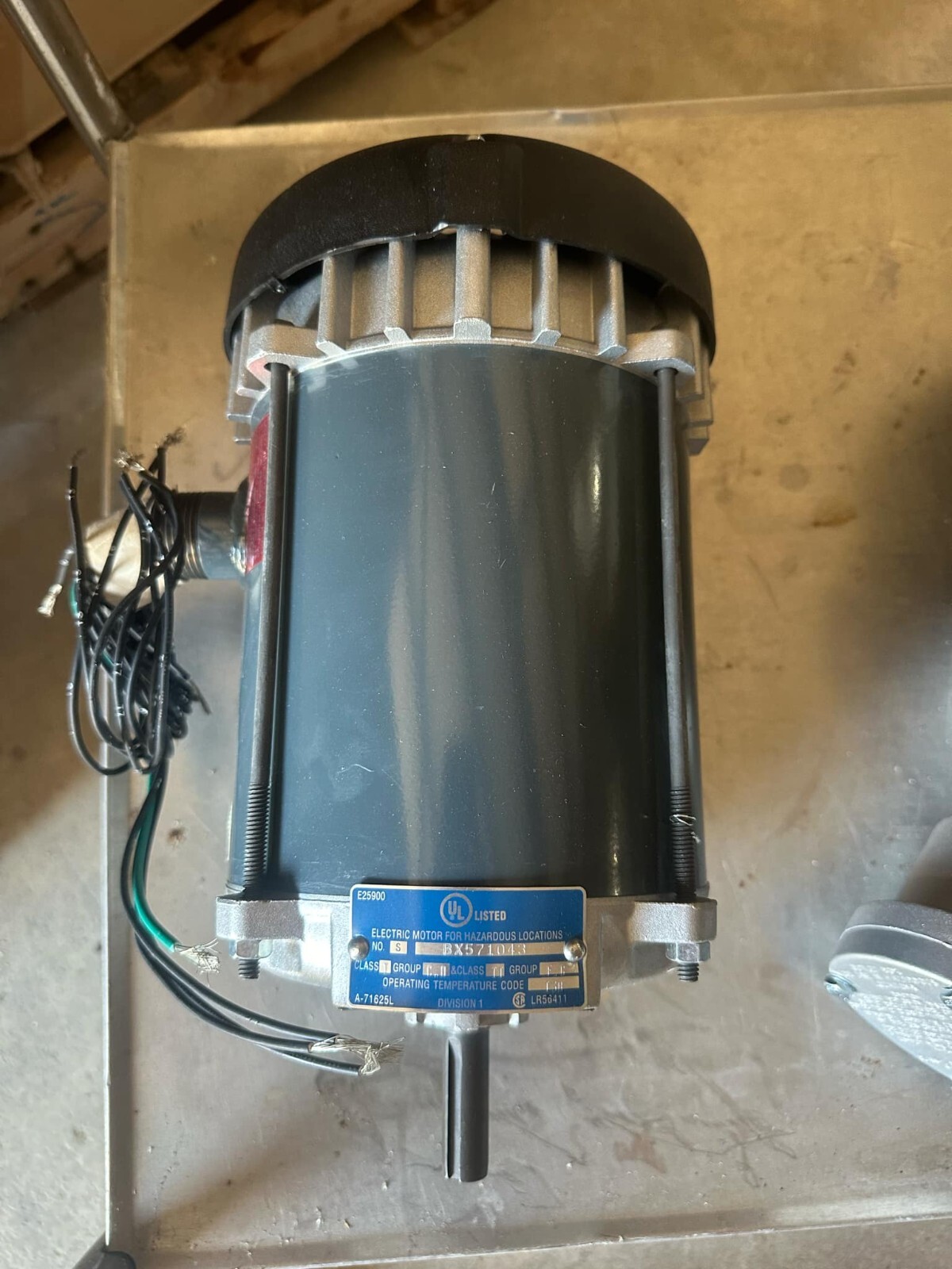 GE Commercial explosion proof Motor 5K49NN2507AX HZ 60 HP 1 RPM 3450 BX571043