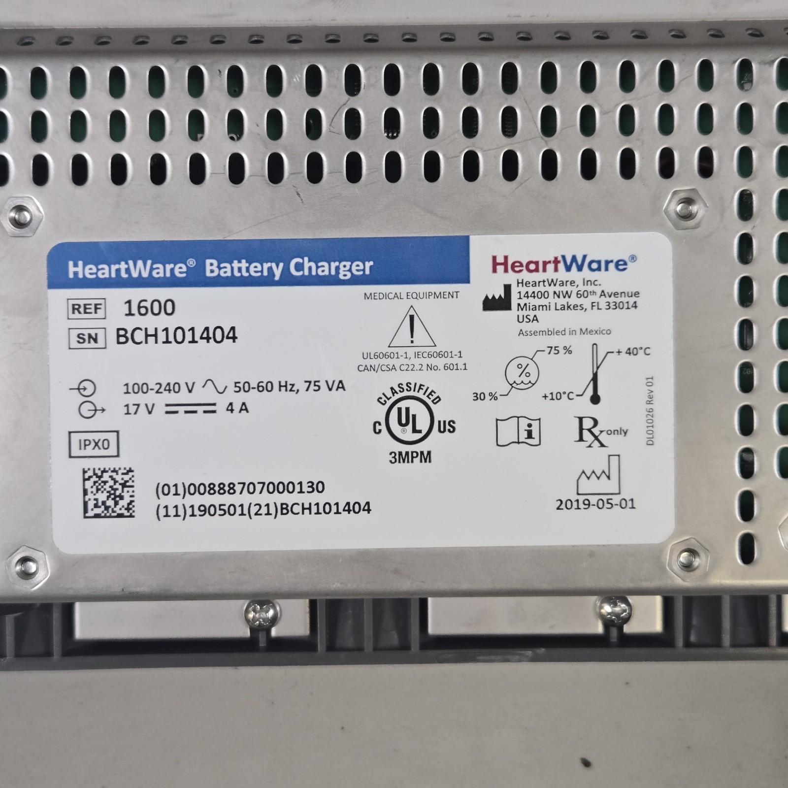HeartWare Battery Charger 1600 With 4 Heartware 1650 Batteries Tested Power On