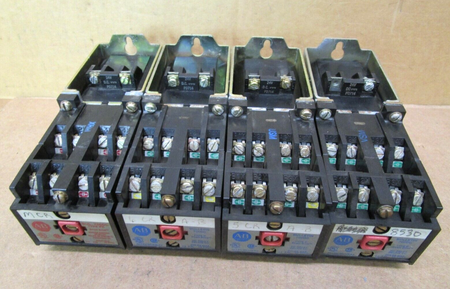 Allen-Bradley 700DC-P800Z24 700DC-PK800Z24 DC Relay Mixed Lot of 4 Pcs 50824HM