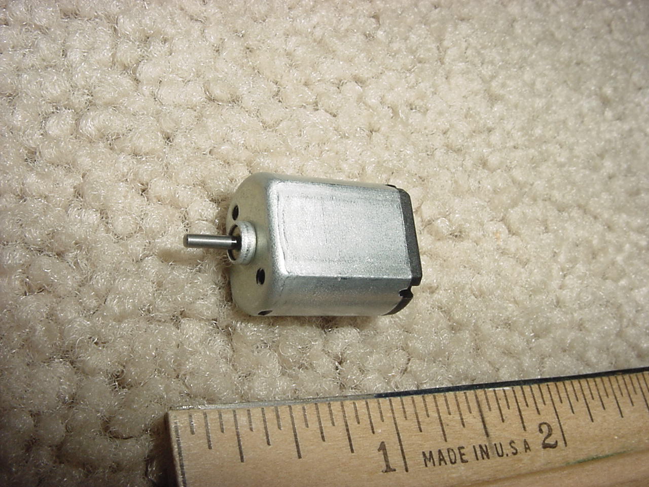 Small DC Electric Motor 2.0- 8.0VDC 10500 RPM 41 ma M70