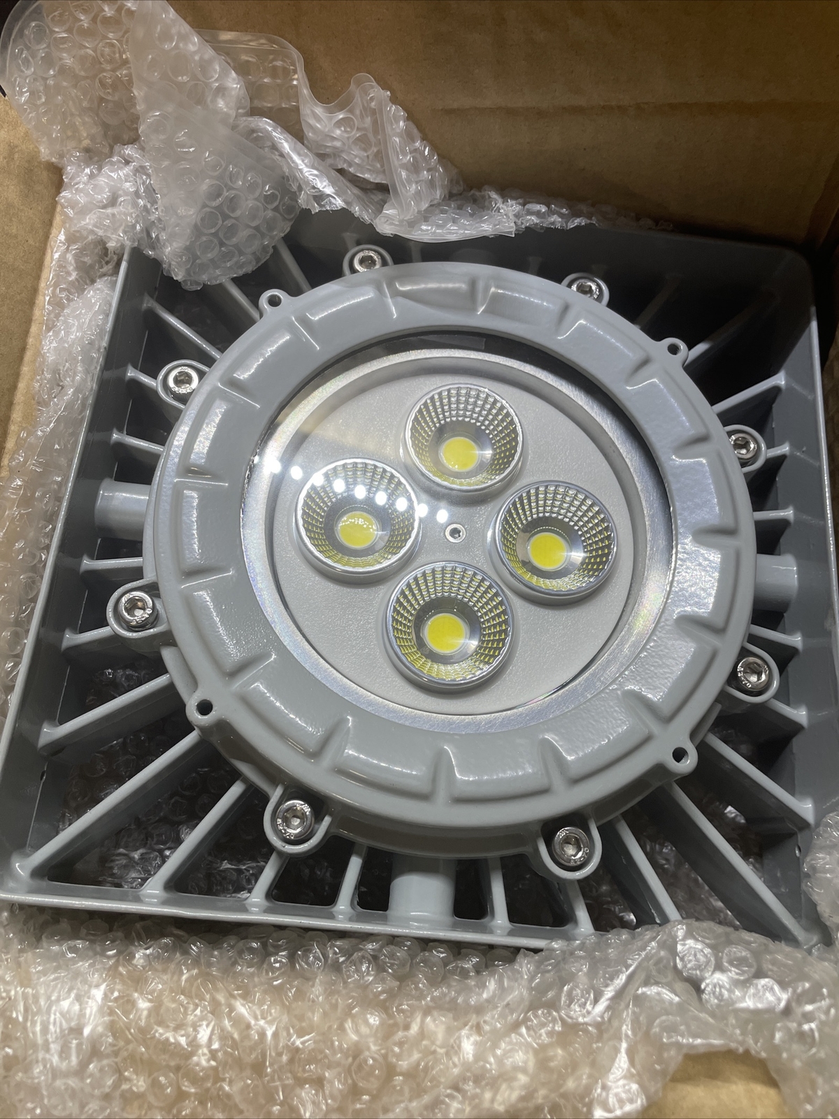 Larson Electronics – EPL-HB-50LED-1224-60DB-50K – Explosion Proof Light
