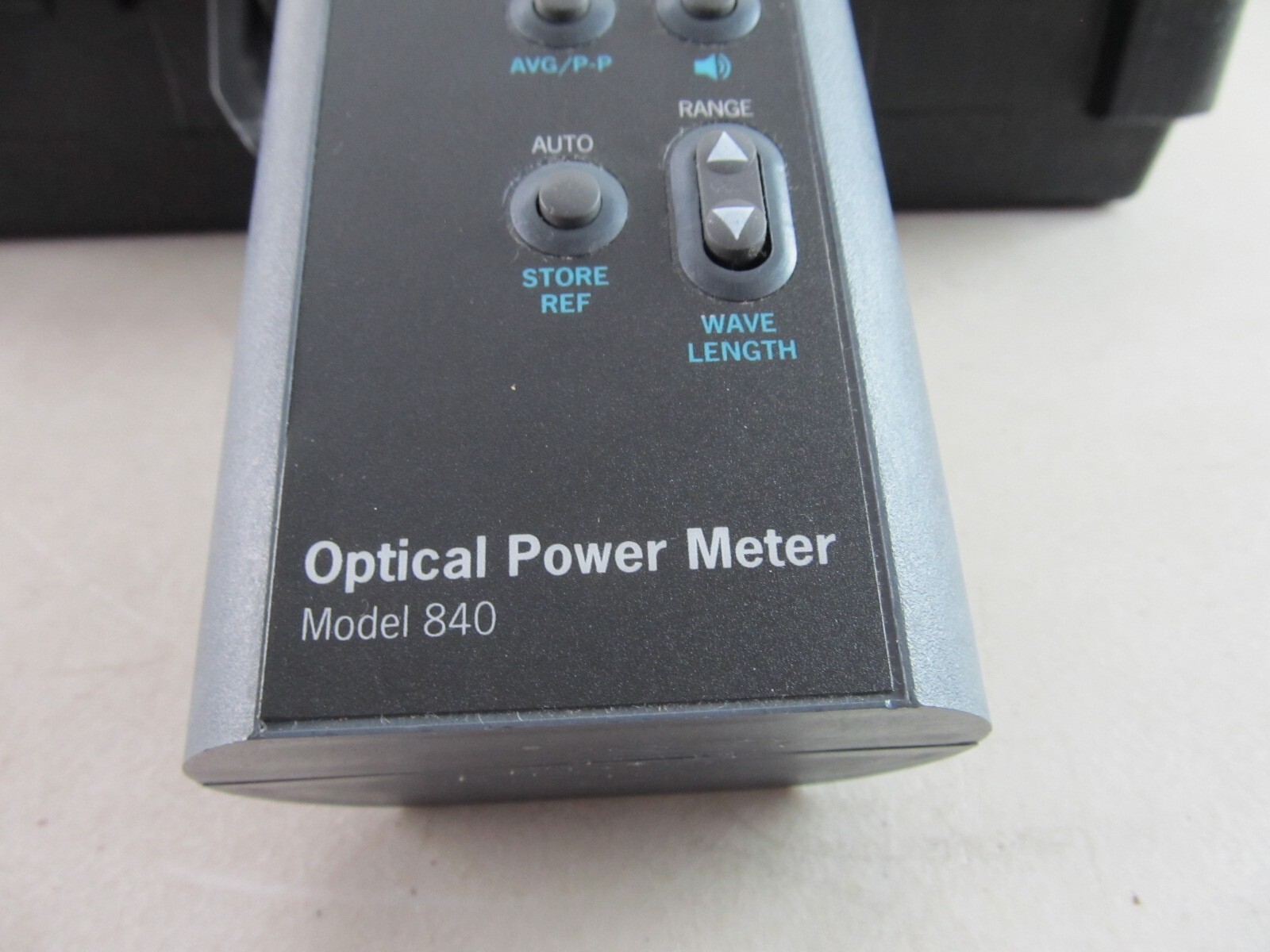 NEWPORT OPTICAL POWER METER MODEL 840 w/ Case, Power Adapter