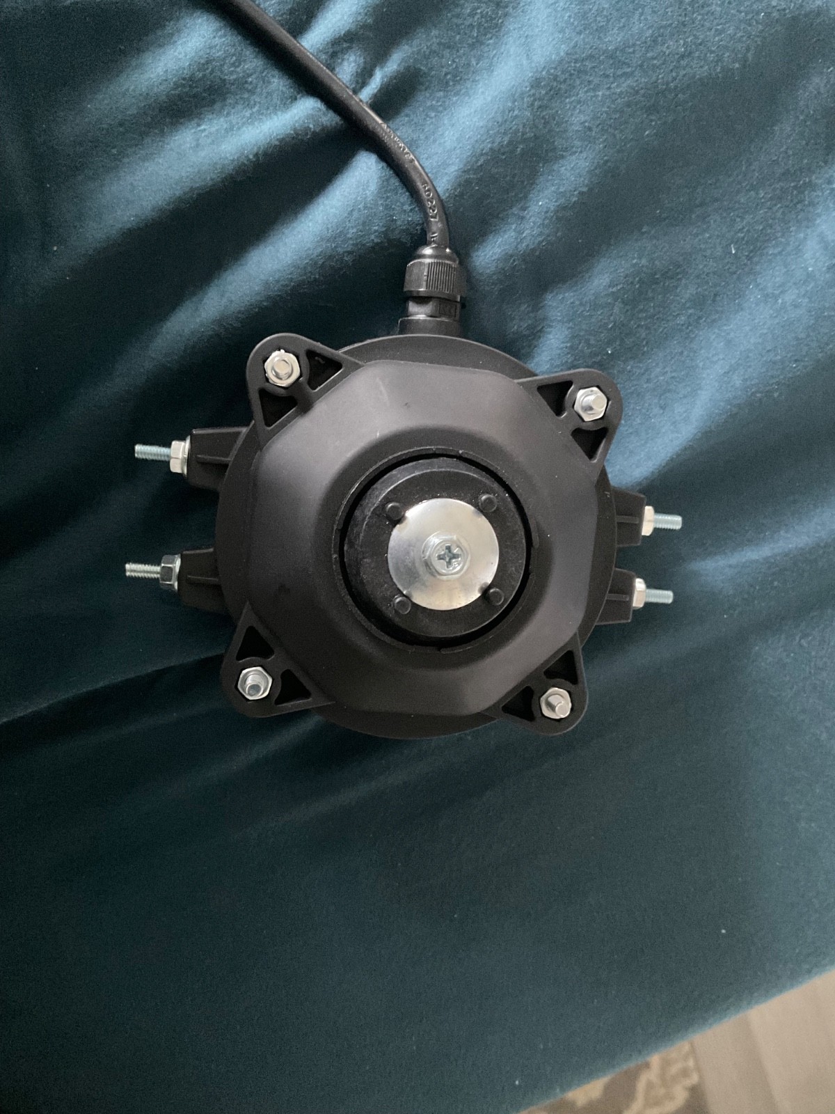 REFRIGERATION CONDENSER MOTOR 100-240 VOLTS MDAC-4810A CCW