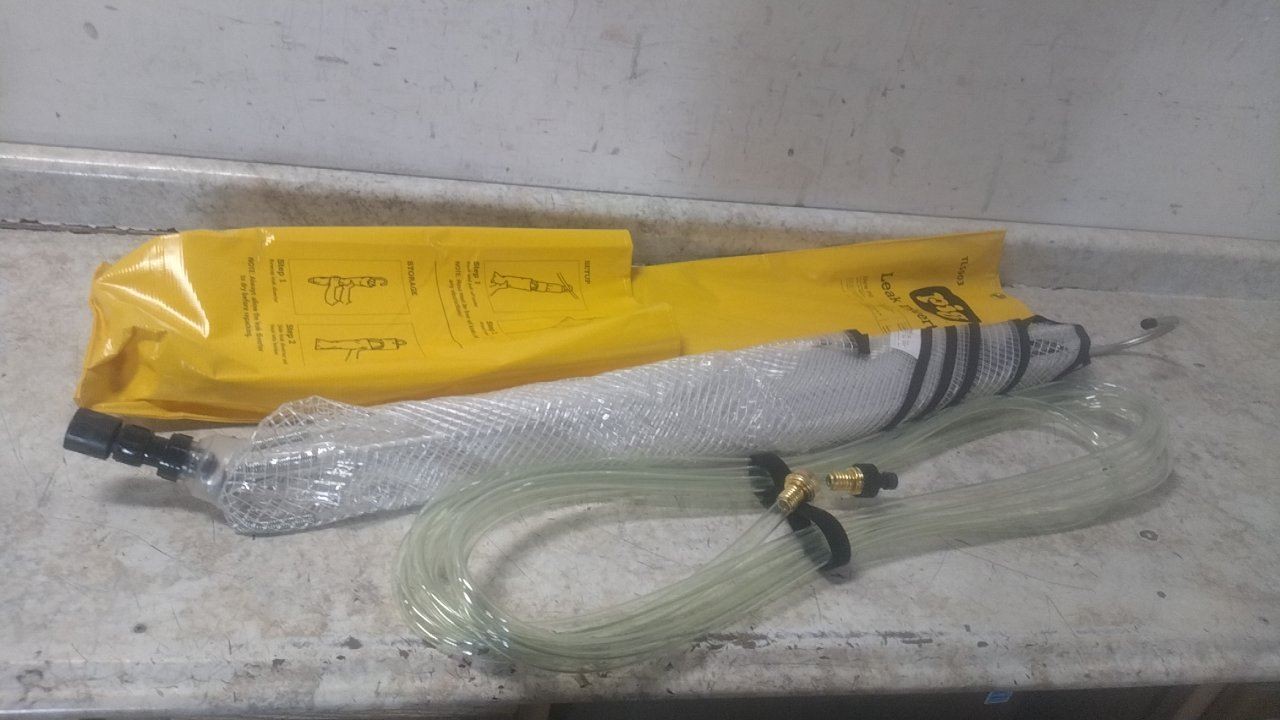 Pig TLS903-CL 3/4 In GHT Female Connection 3.33 GPM Quick Deploy Leak Diverter