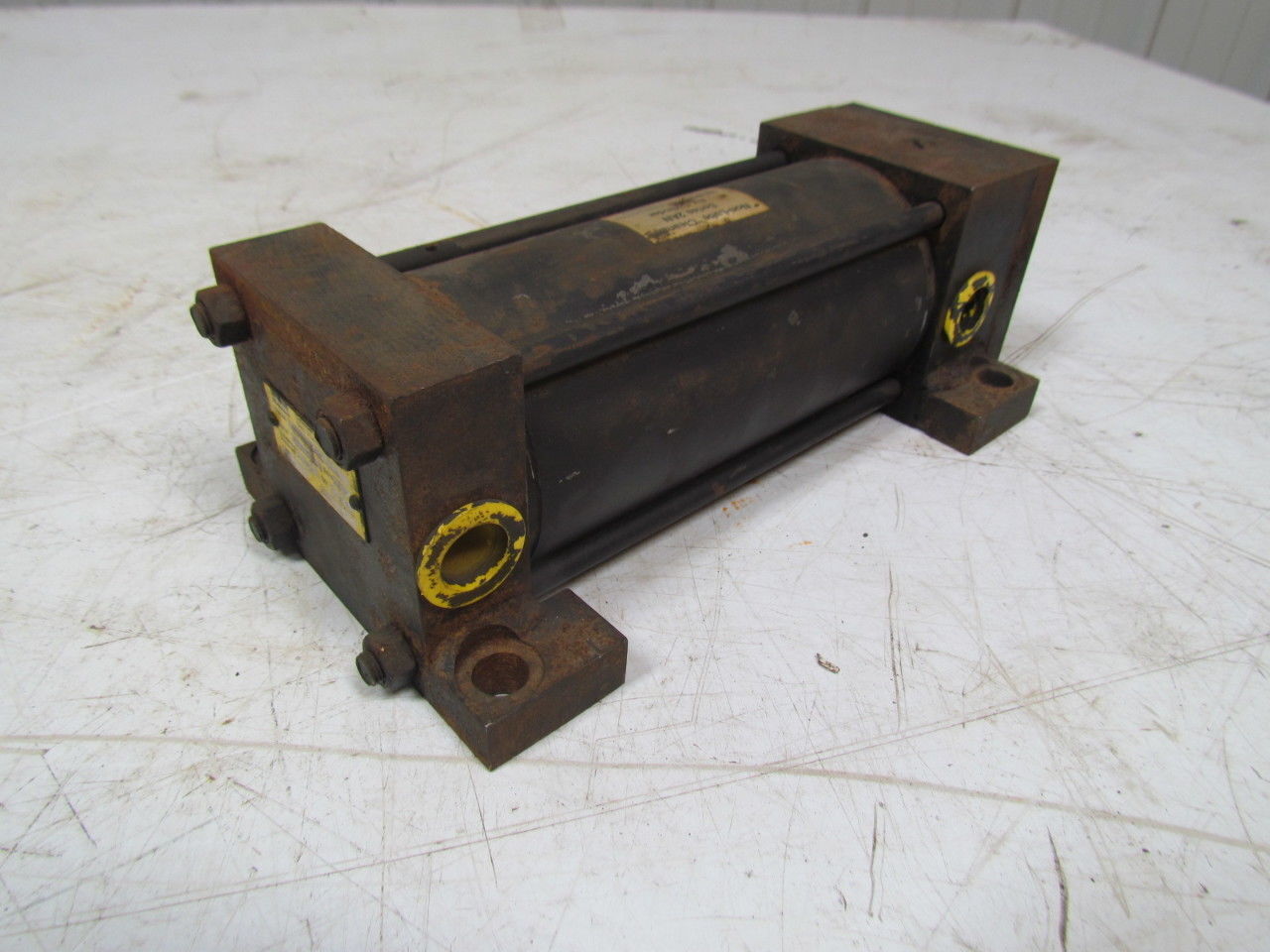 Parker CC2ANUS14AC Pneumatic Air Cylinder 3.25 Bore 6.00 Tie Rod