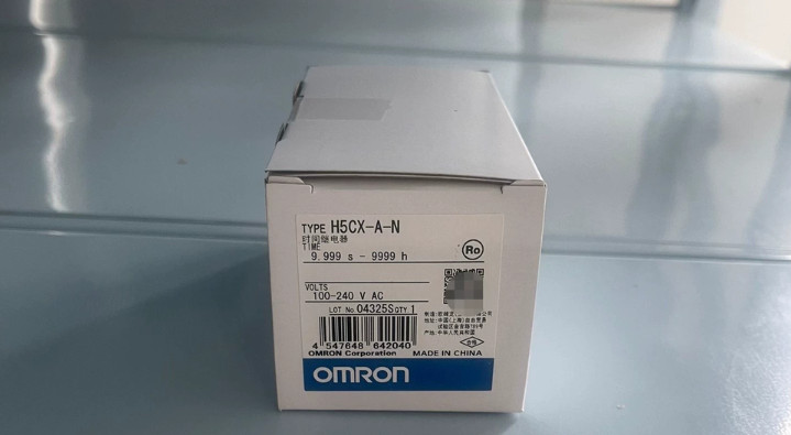 New In Box OMRON H5CX-A-N H5CXAN 100-240VAC Digital Chronograph Timer Relay