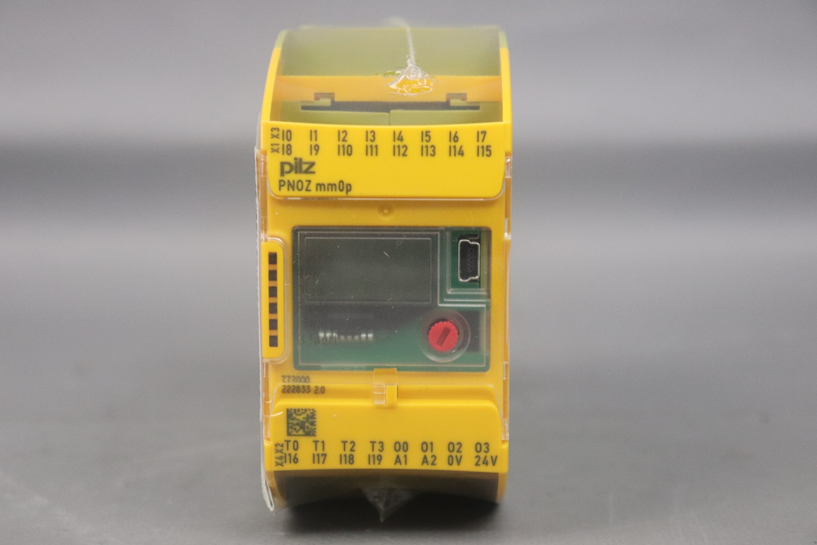 Pilz PNOZ mm0p Compact Control Base Module 772000 24VDC 12W Unused Original Packaging