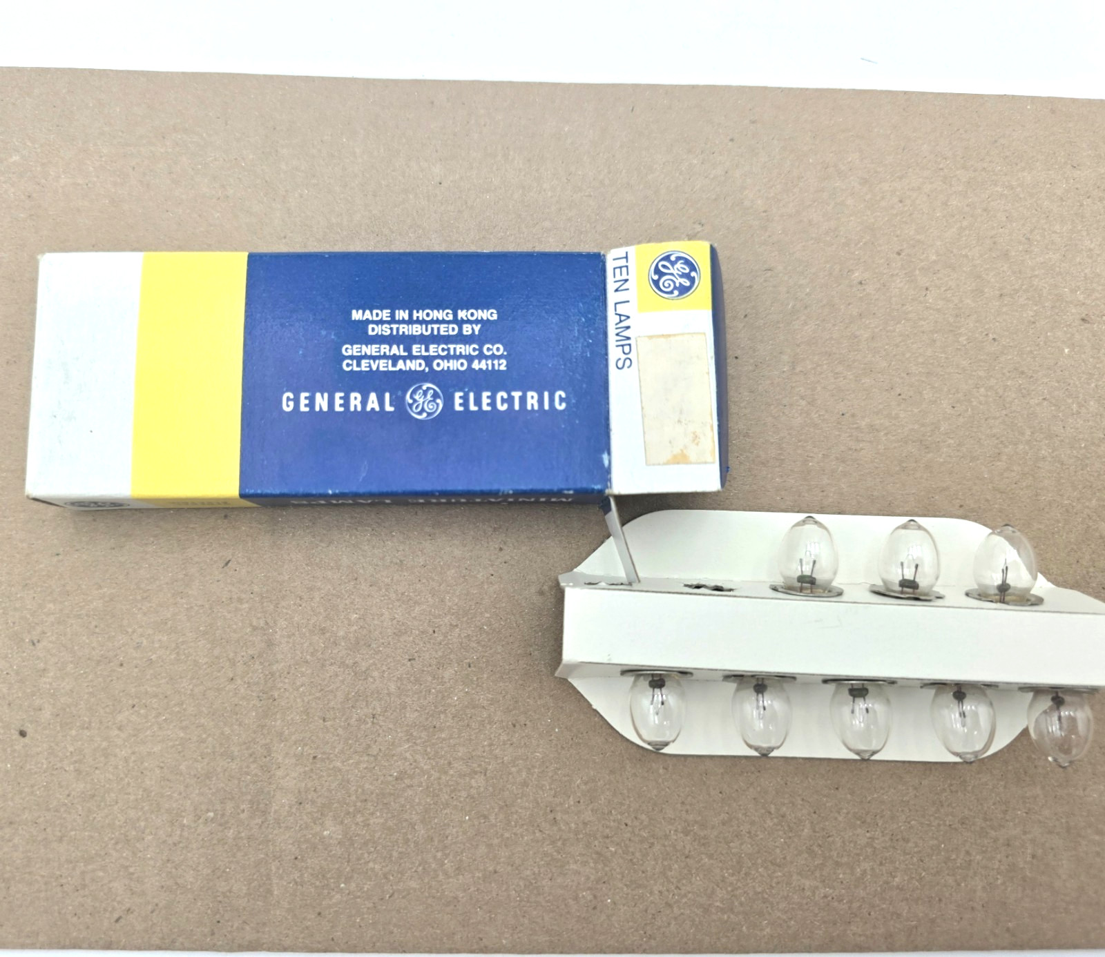 GE PR18 Miniature Lamps 8 Bulbs In Box 7.2V P13.5s Hong Kong NOS VTG