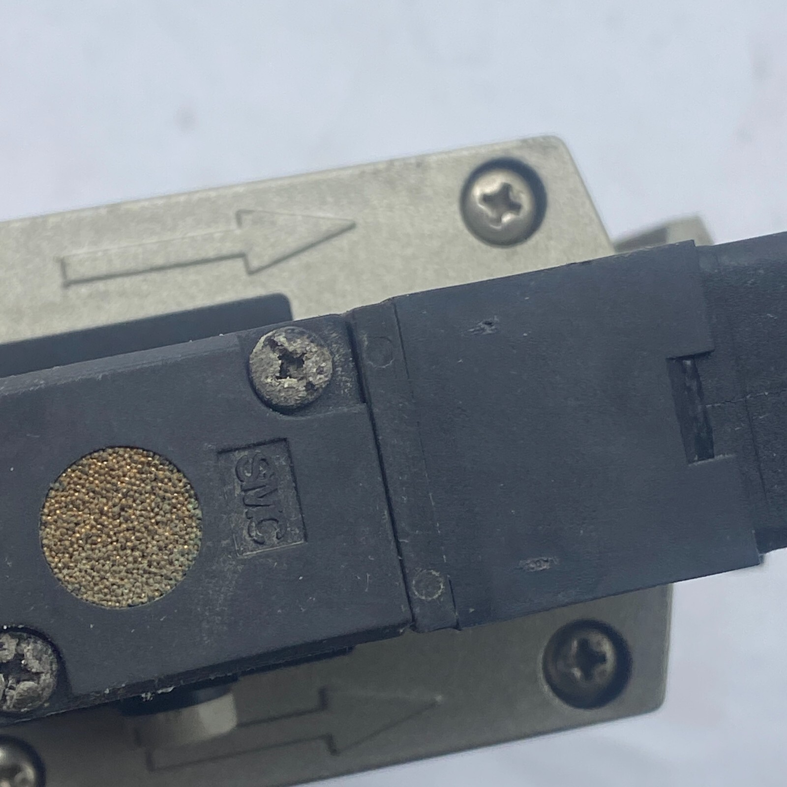SMC NAV4000-N04-5DZB SOLENOID VALVE SOFT START W/WILKERSON V18-04-0000 VALVE 🎯