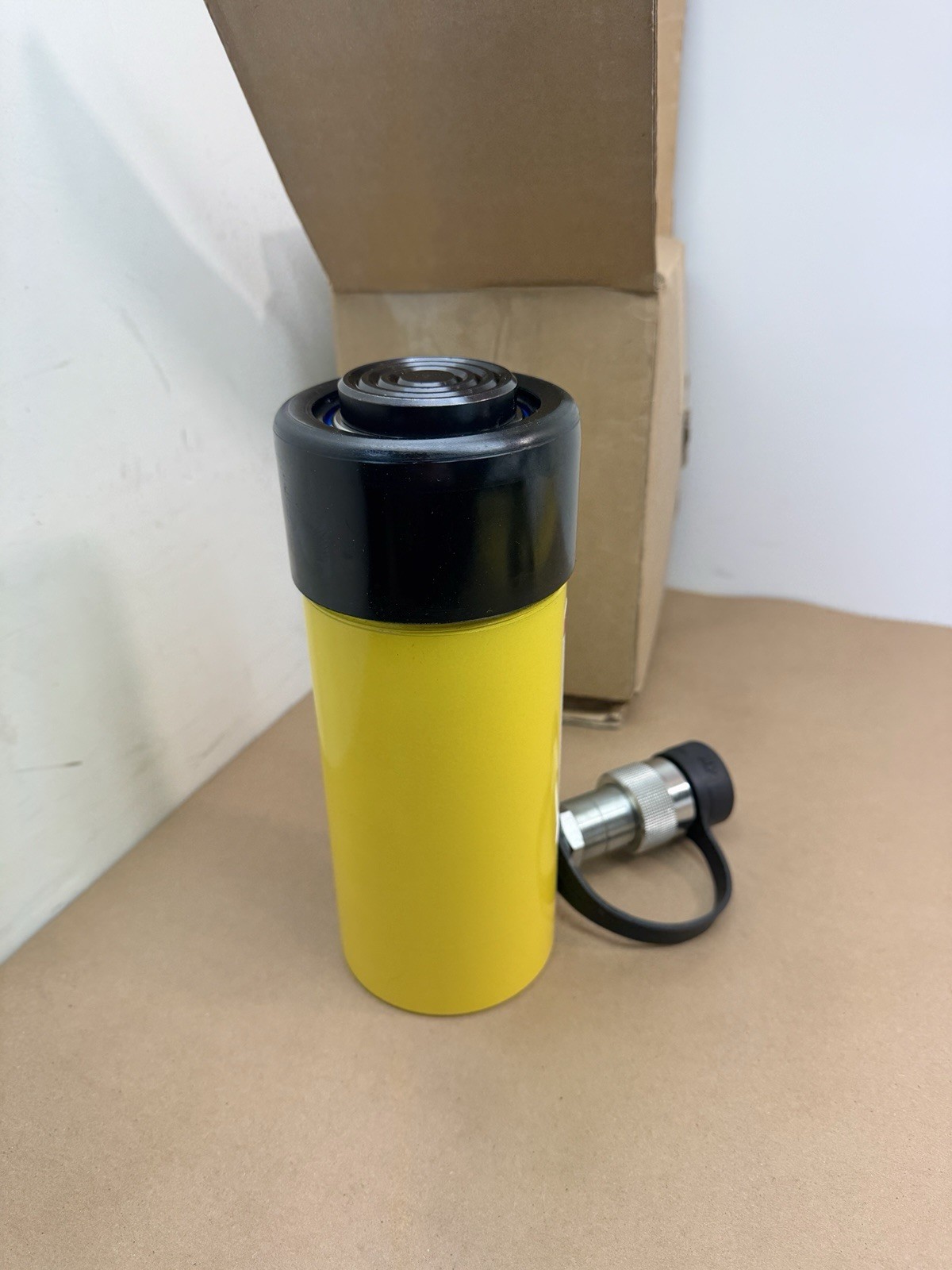 New 25 Ton 4 Inch Stroke Hydraulic Cylinder 10K PSI Same Spec As Enerpac RC254