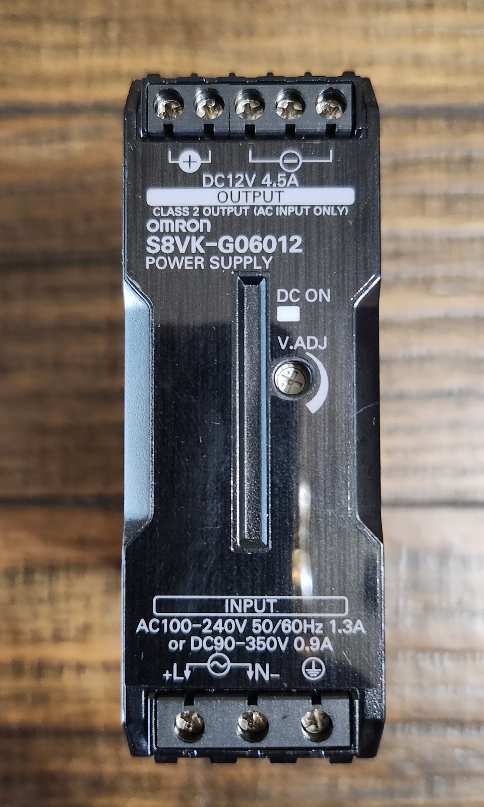 OMRON S8VK-G06012 DC POWER SUPPLY 12VDC, 4.5A, 50/60 HZ