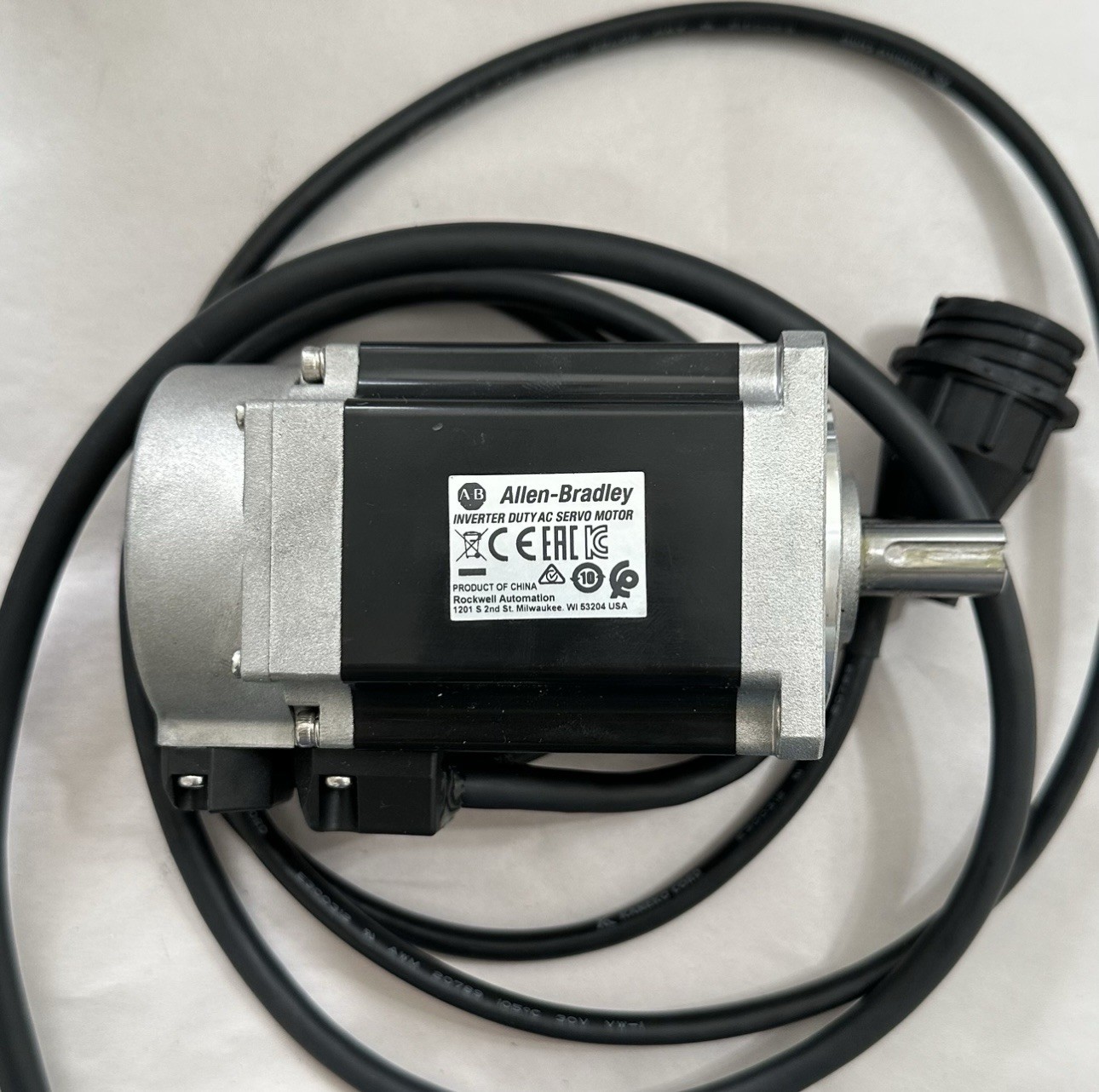 Allen-Bradley TLY-A230T-HJ62AA Servo Motor New, Installed