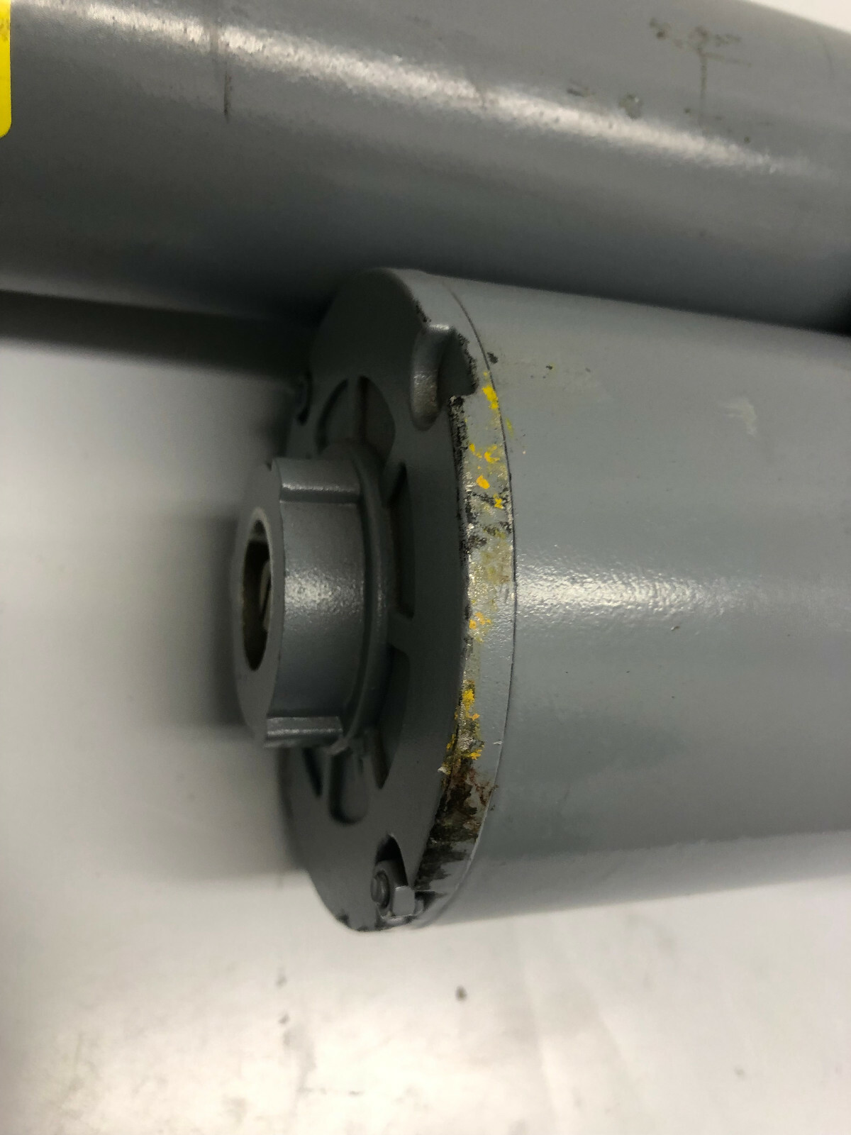 Duff Norton Linear Actuator SPA7420-18 2000 Lbs 220VAC 50 Hz SW 18″ Travel