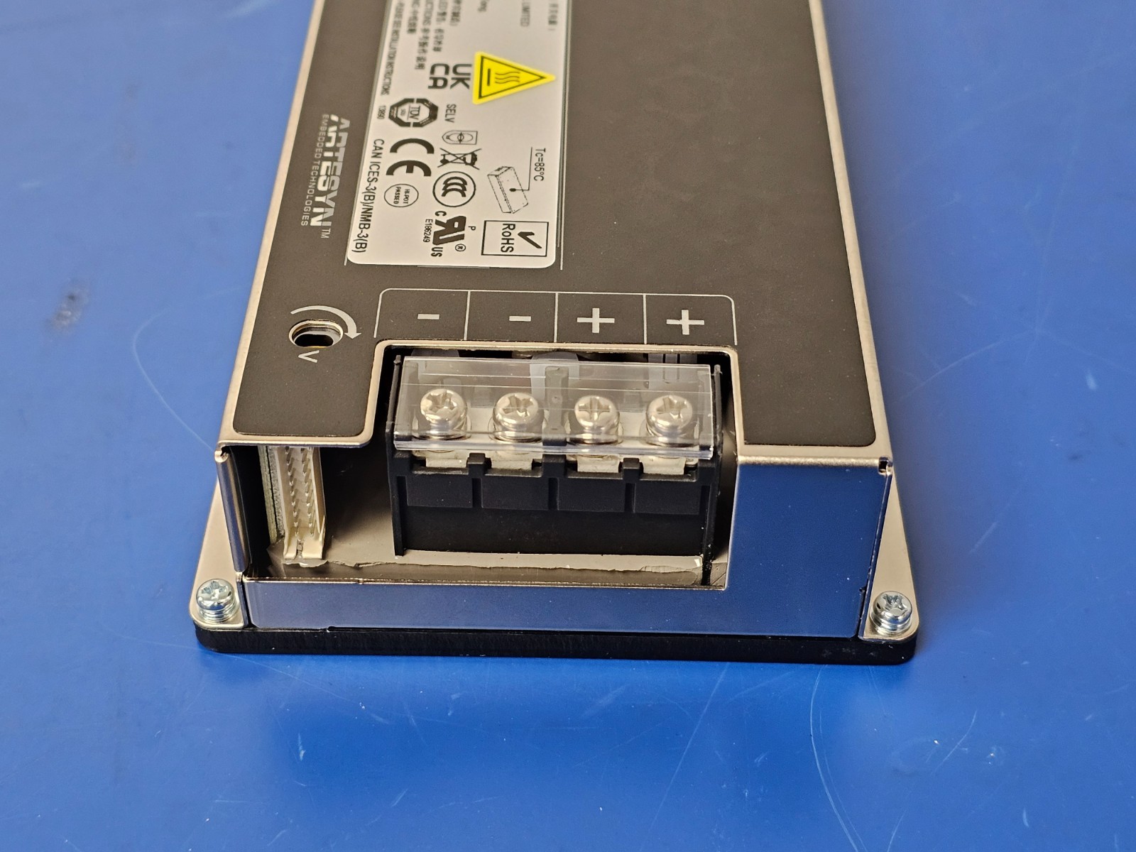 ARTESYN LCC600-48U-9P Switching Power Supply 600W 90-264VAC 48V O/P Term Block